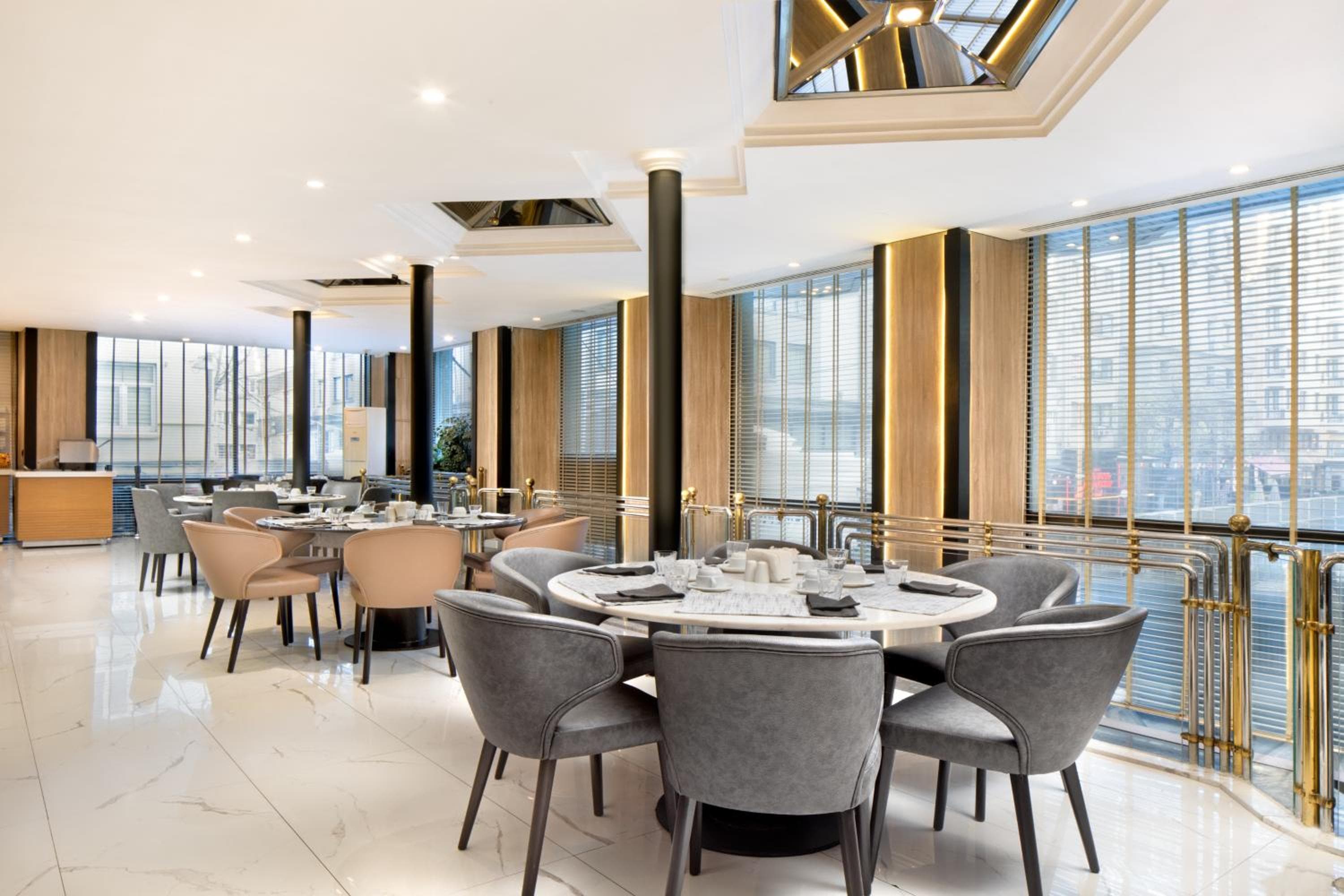 Golden Age Hotel Taksim — 13