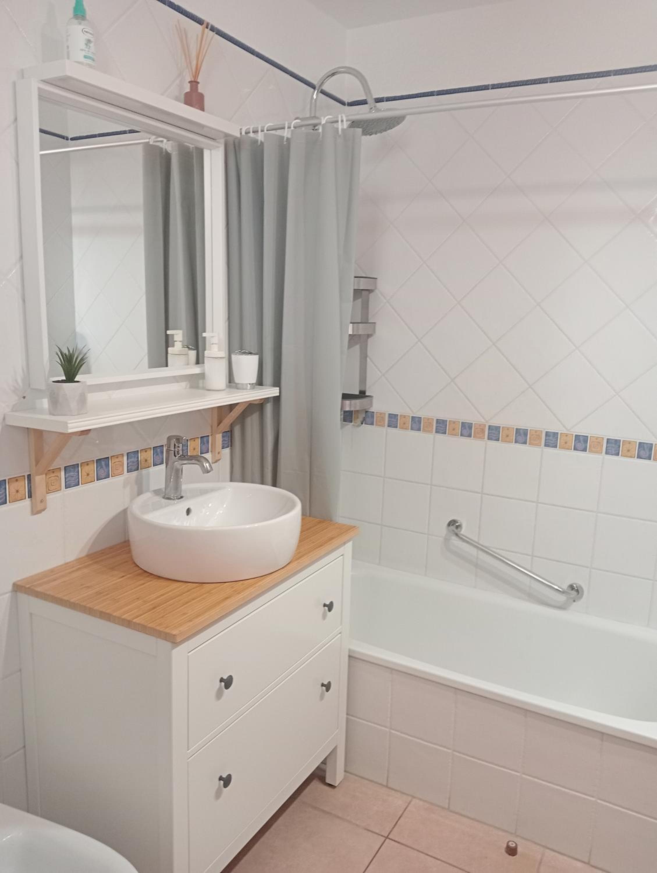Greatly located apartment with heated pool, Los Cristianos — 5