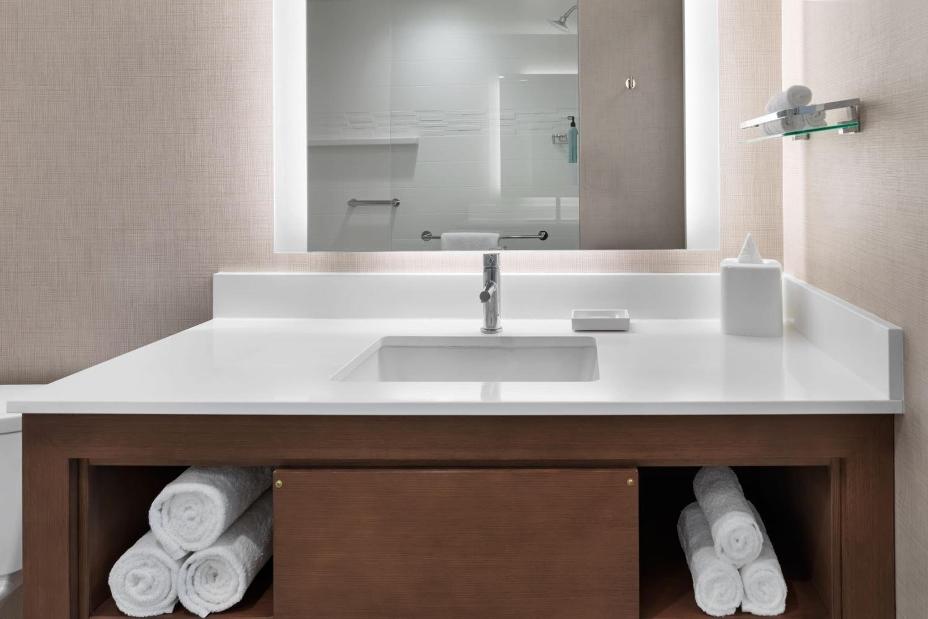 Residence Inn by Marriott Marina del Rey — 18