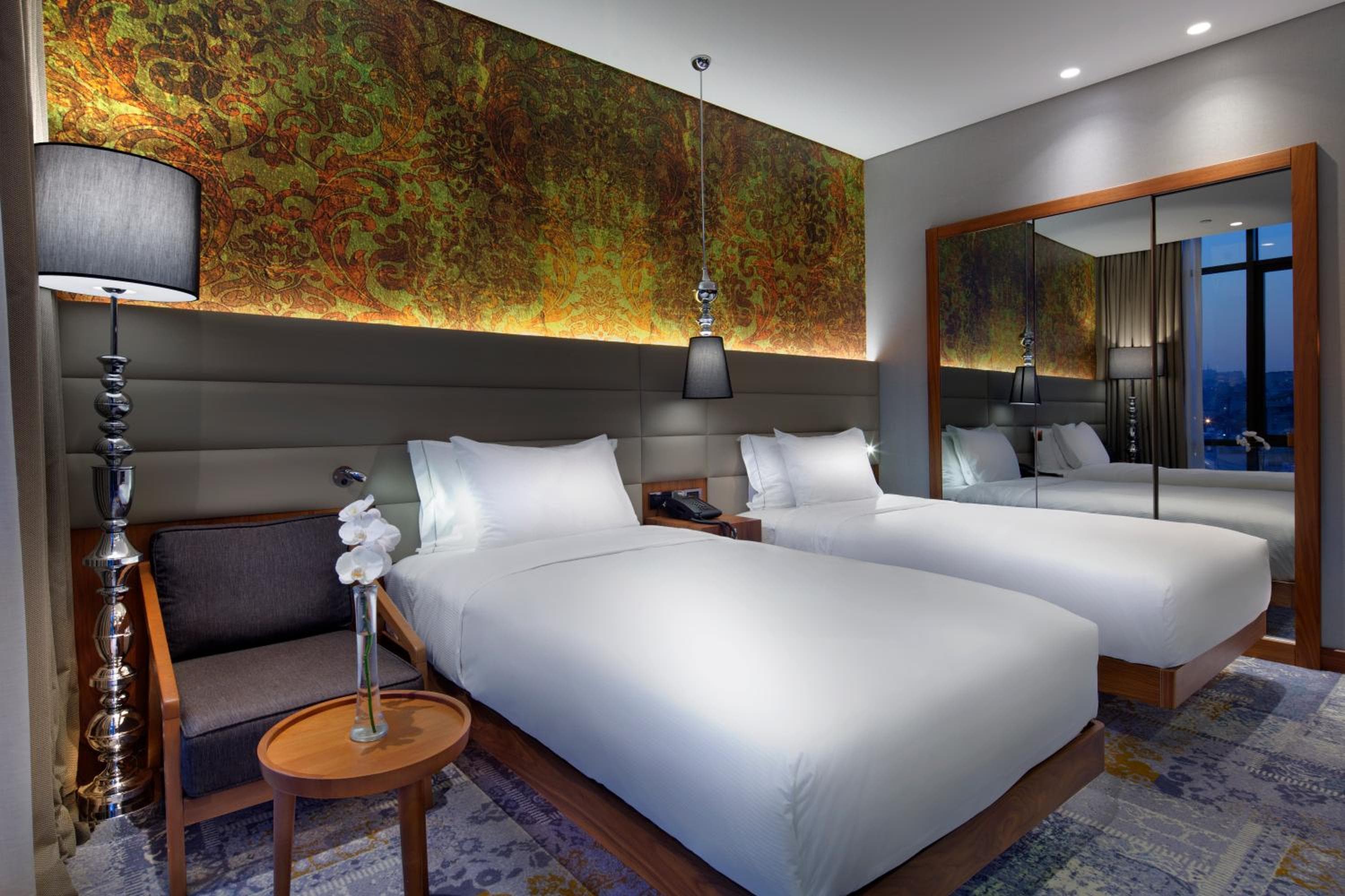 DoubleTree by Hilton Istanbul - Piyalepasa — 3