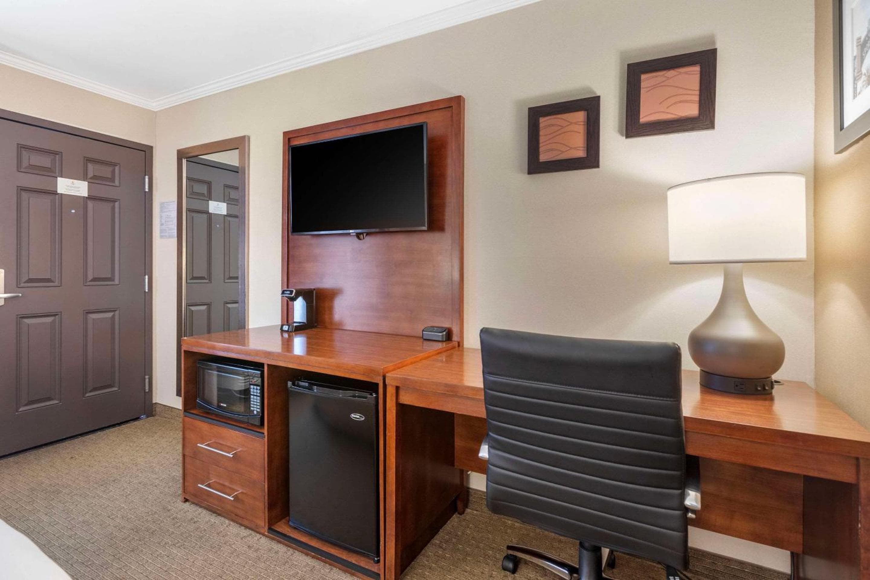 Comfort Inn Santa Monica - West Los Angeles — 7