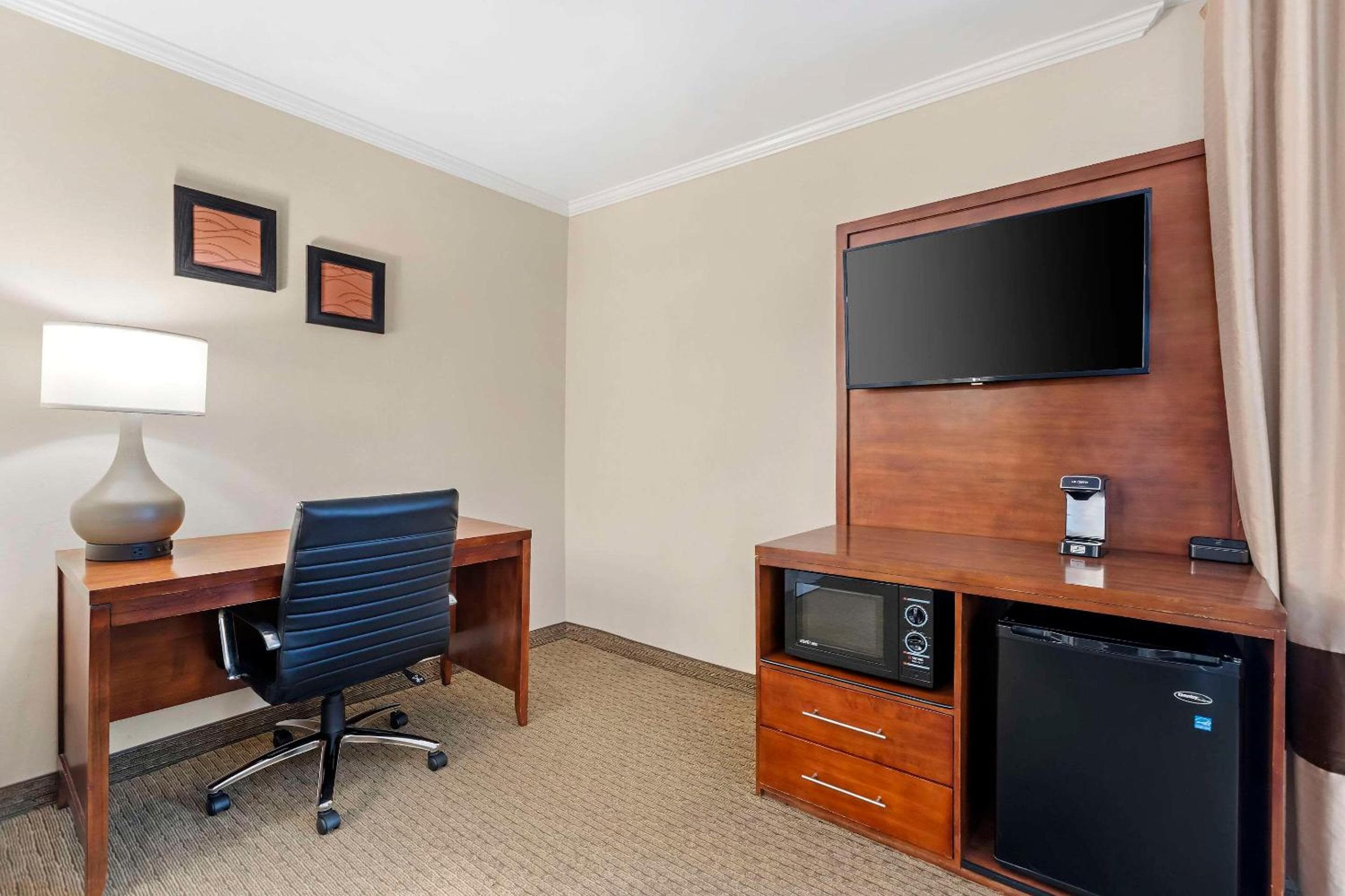 Comfort Inn Santa Monica - West Los Angeles — 3