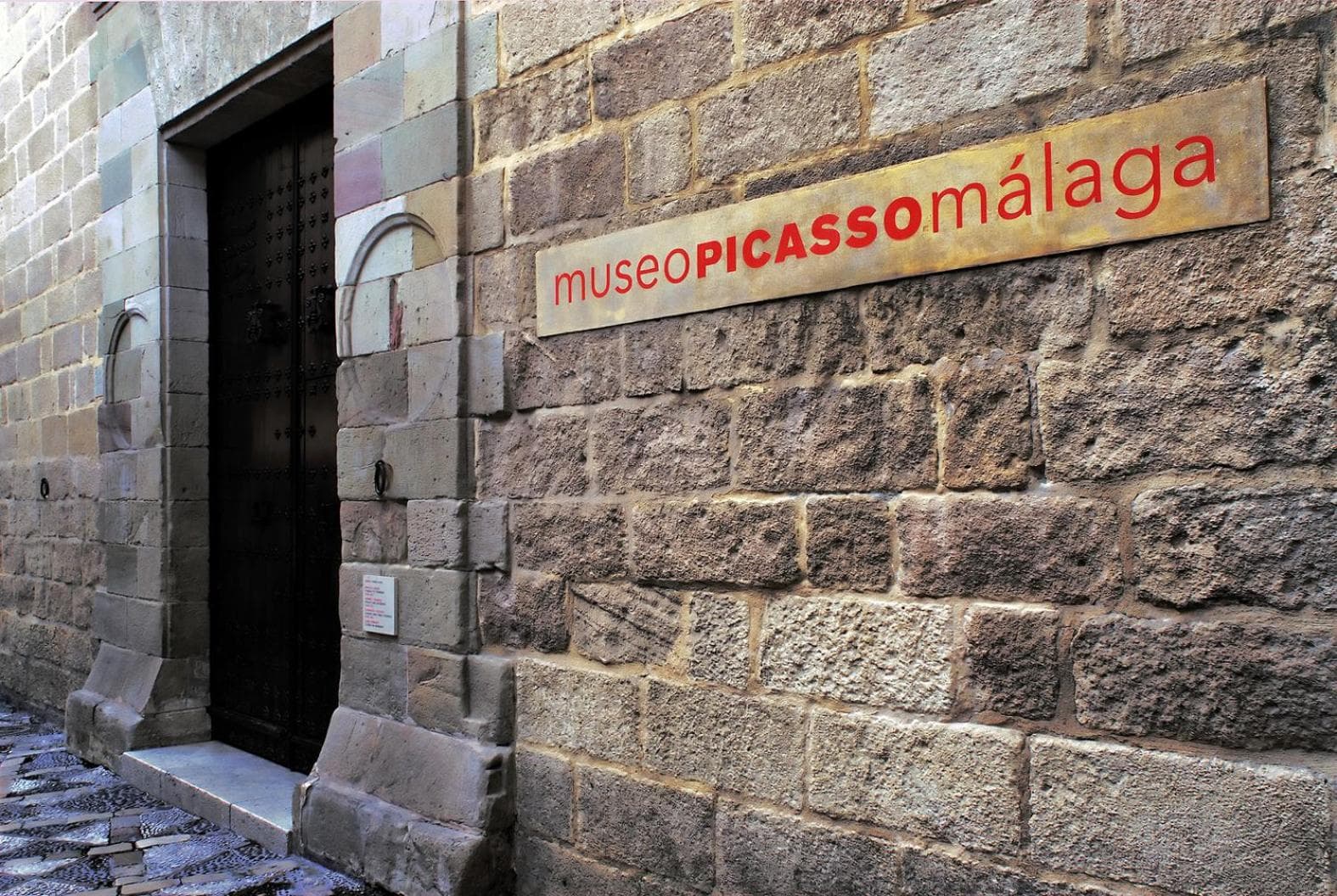 Malagueta AT Muelle-Uno Pompidou — 4