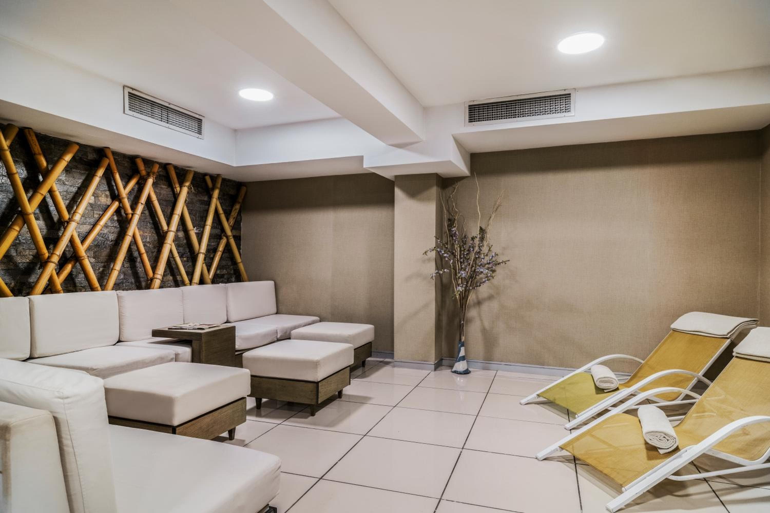 AHC Grand Bazaar Hotel — 13