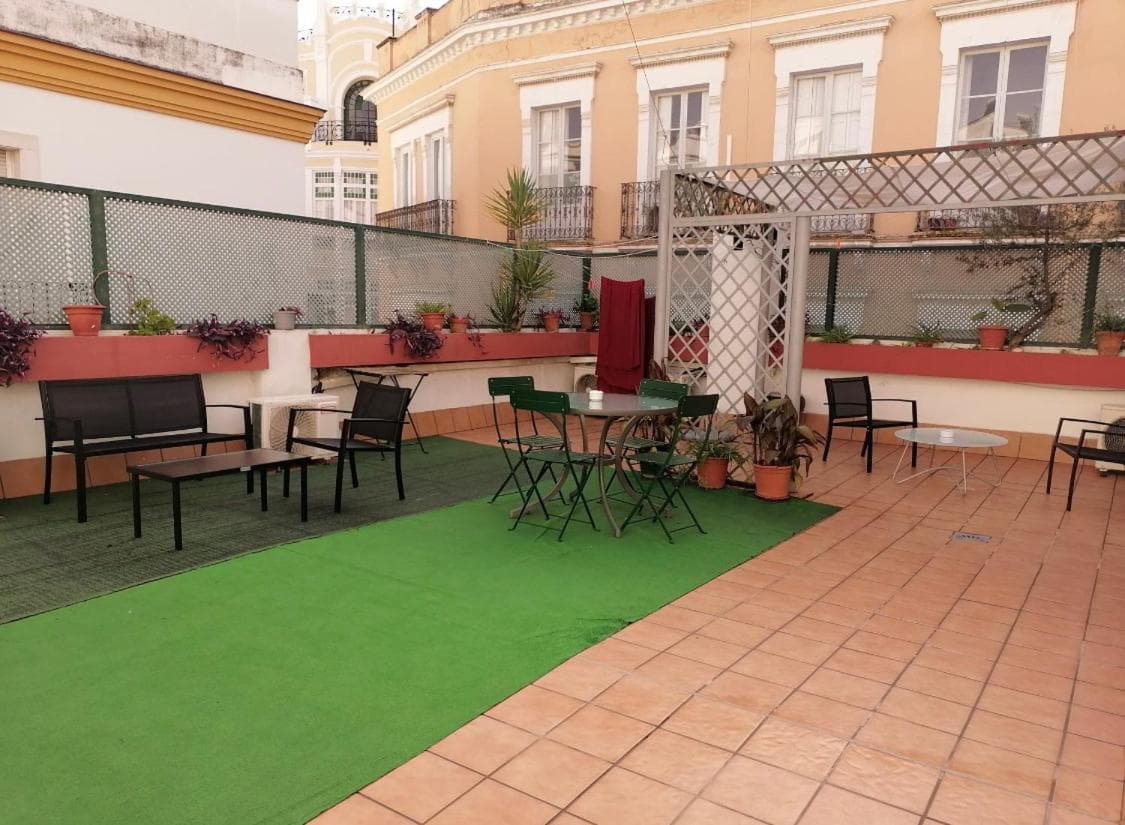 Sevilla Zentral — 10