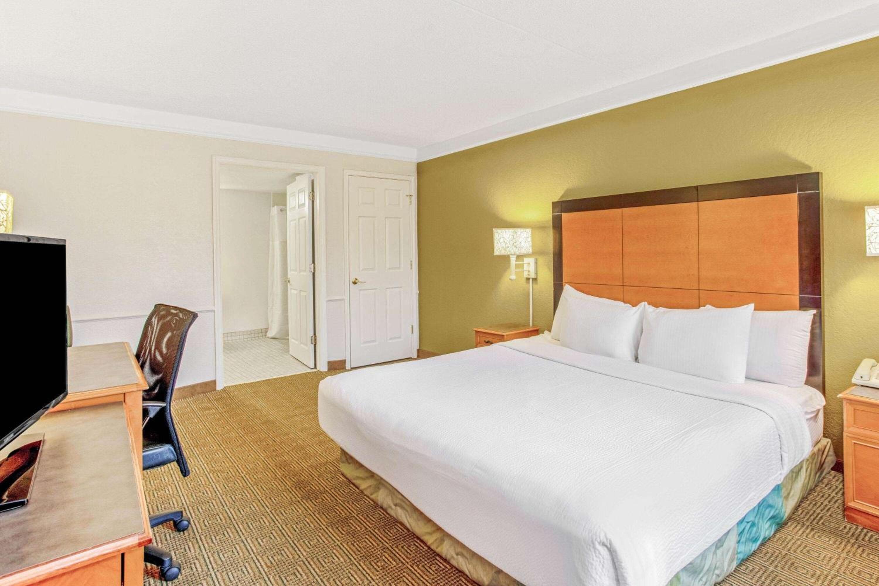 La Quinta Inn by Wyndham Orlando Airport West — 16