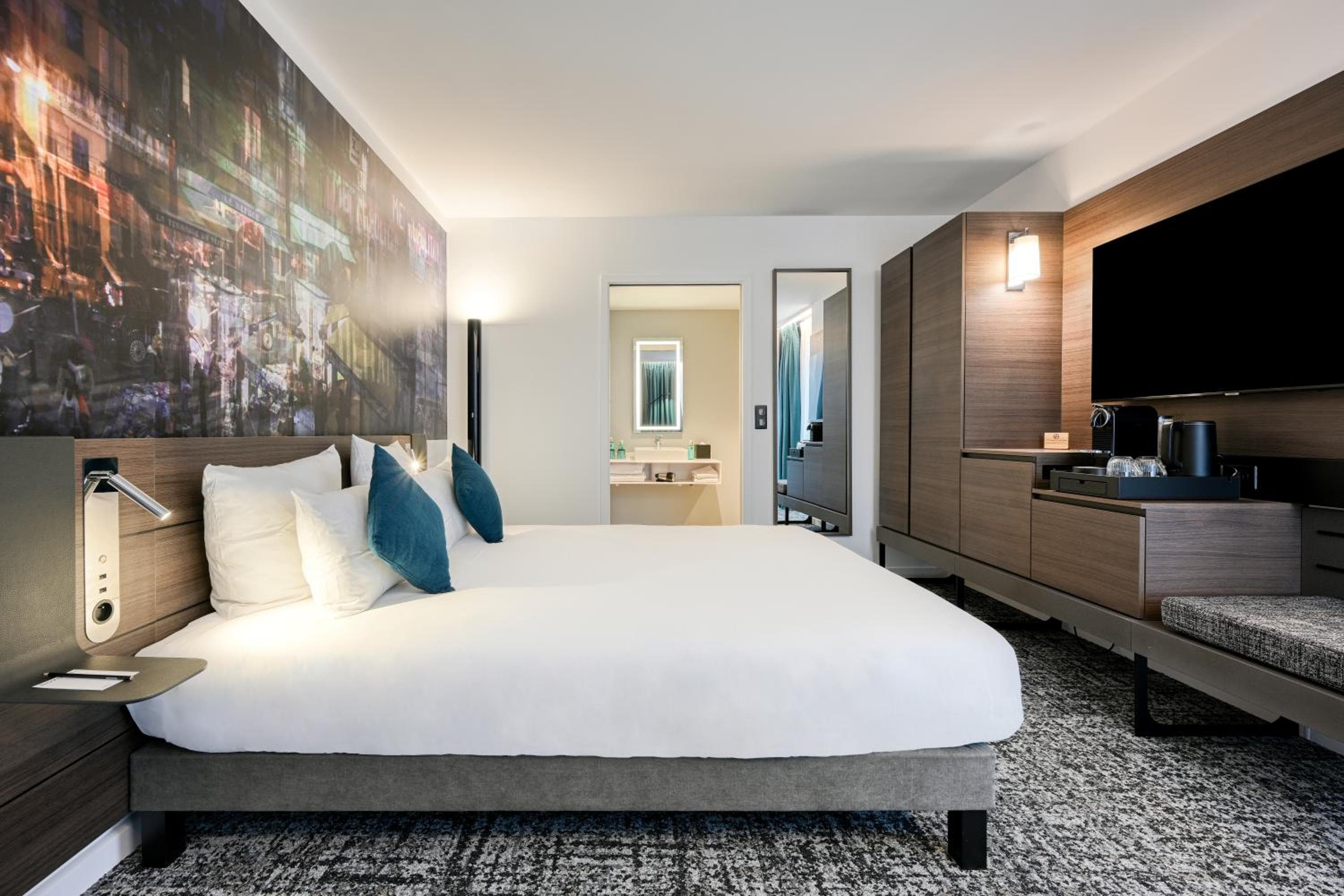 Novotel Paris Centre Bercy — 14
