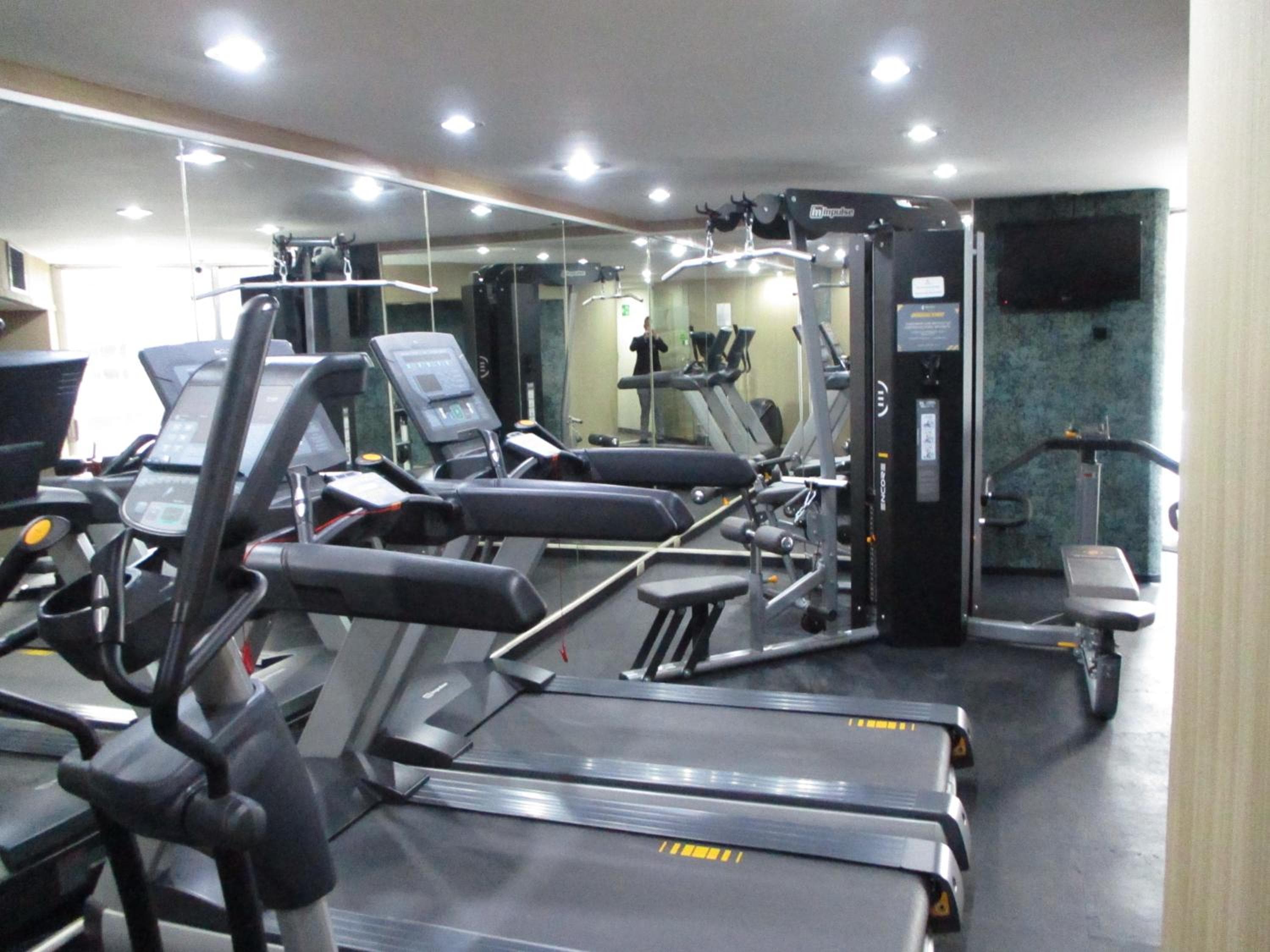 Hotel Jahrhundert Reforma — 8