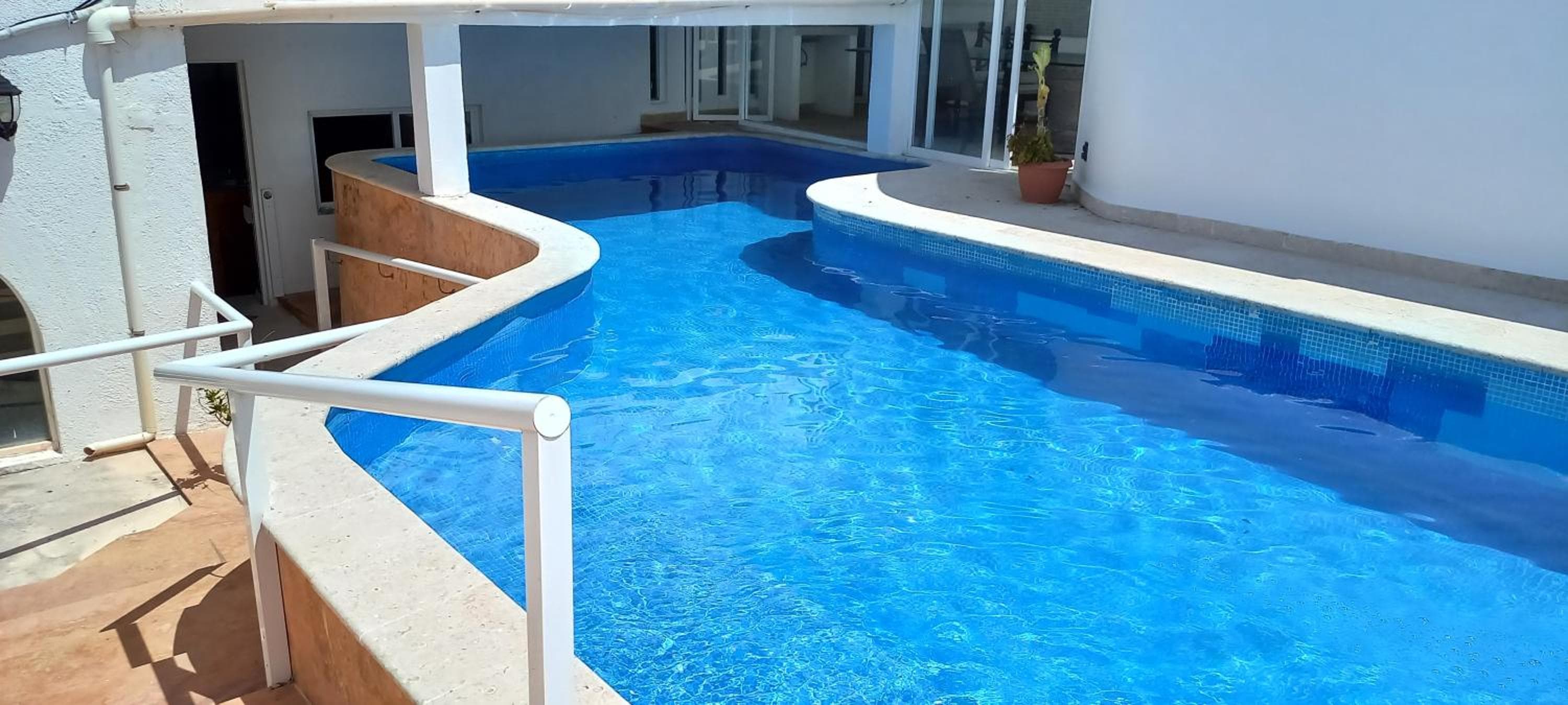Hotel y Museo Casa Turquesa — 9