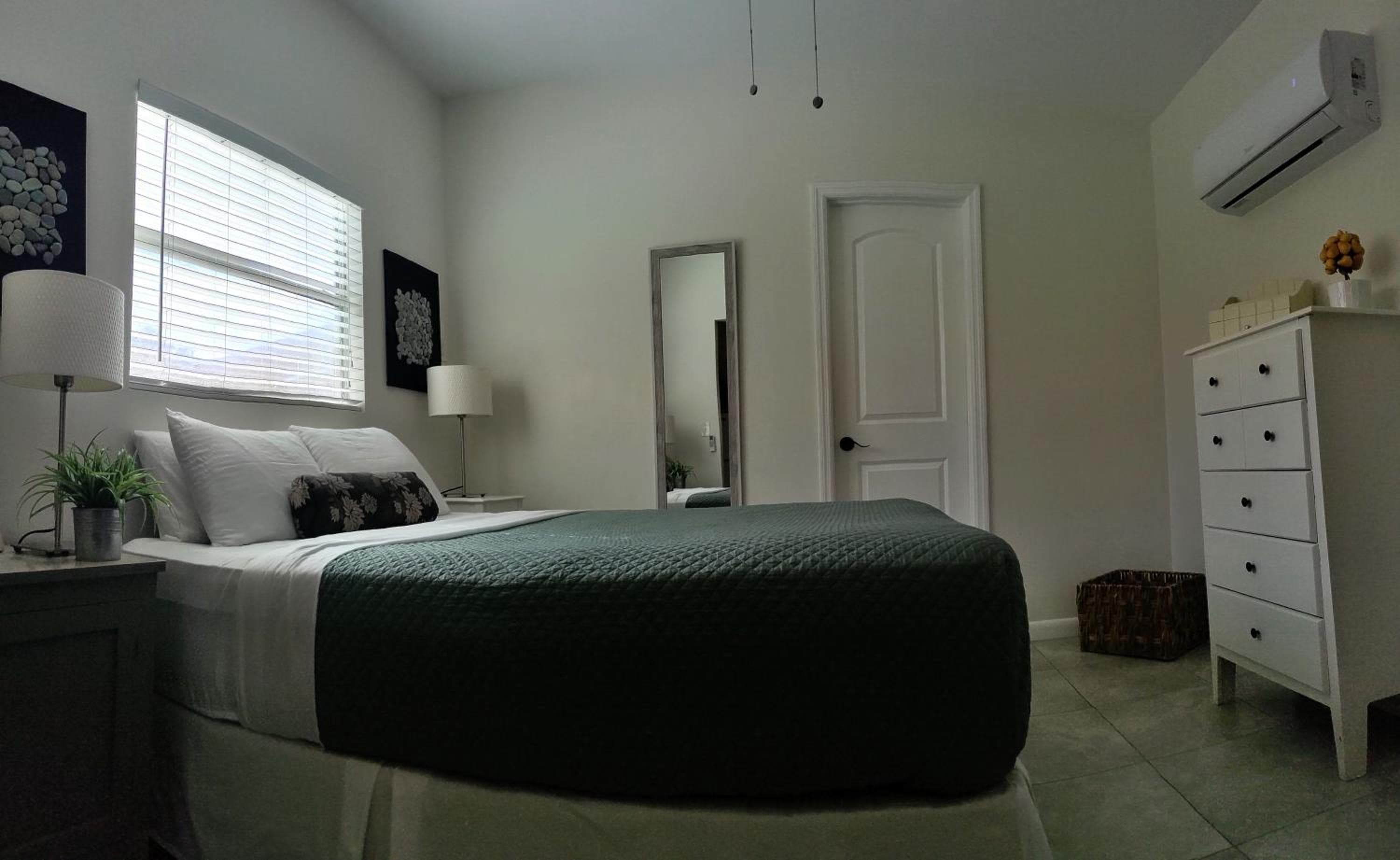 Loft Close to Downtown, Raymond James Stadium, Airport and Many More Places — 16