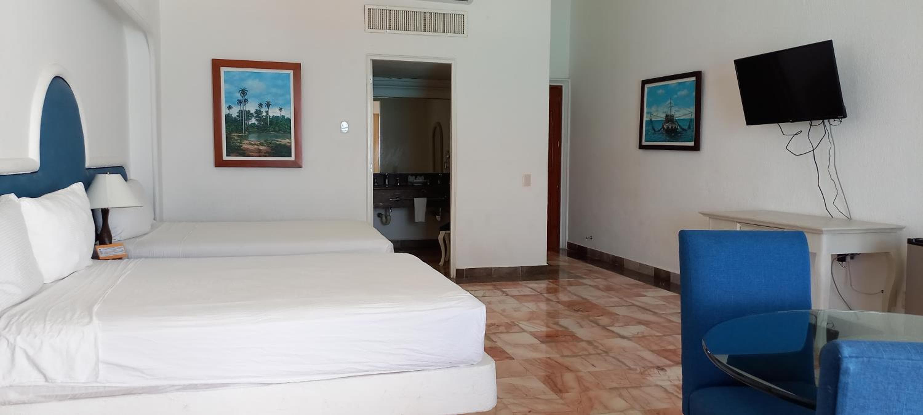 Hotel y Museo Casa Turquesa — 12