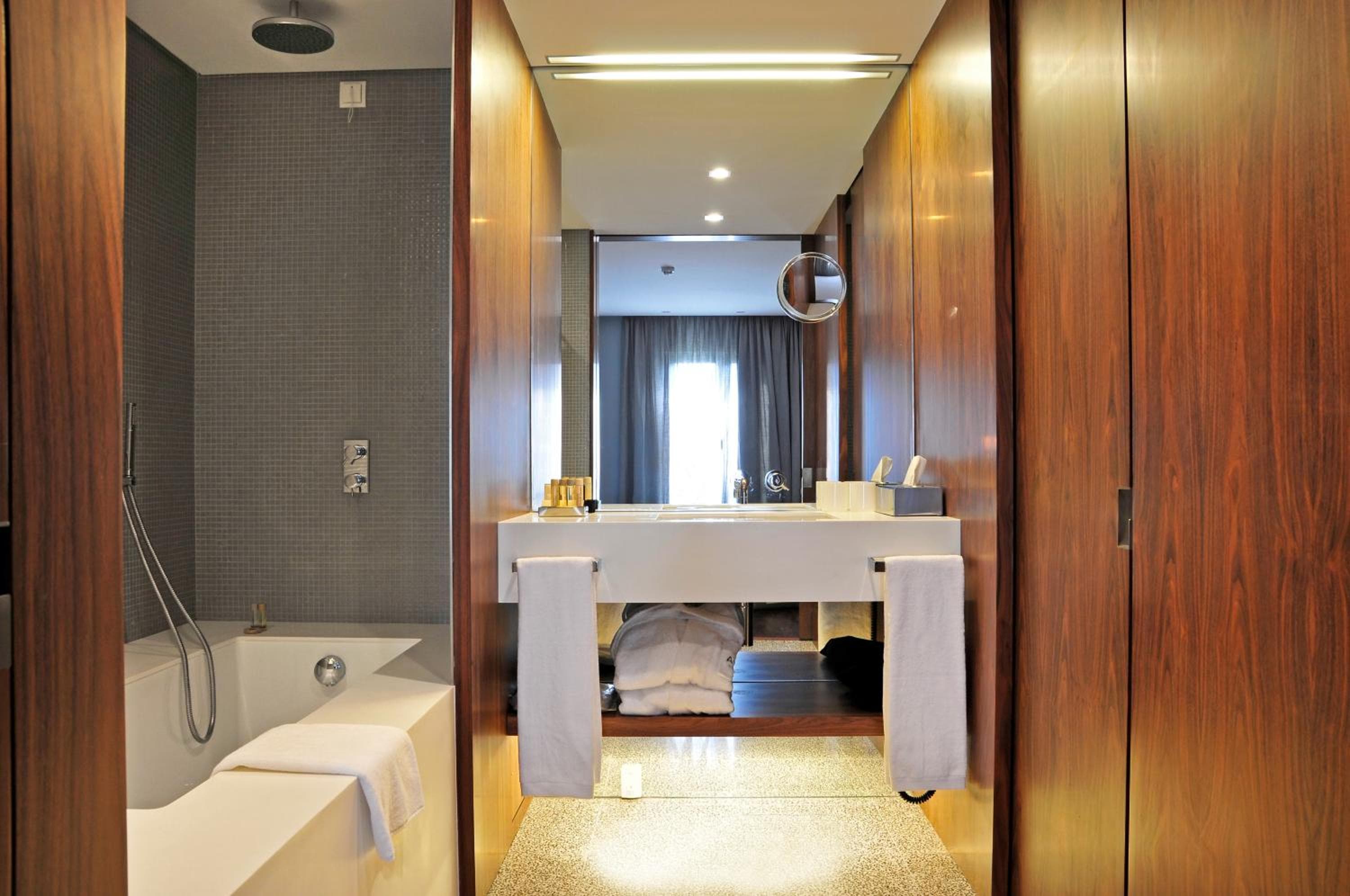 Altis Prime Hotel — 12
