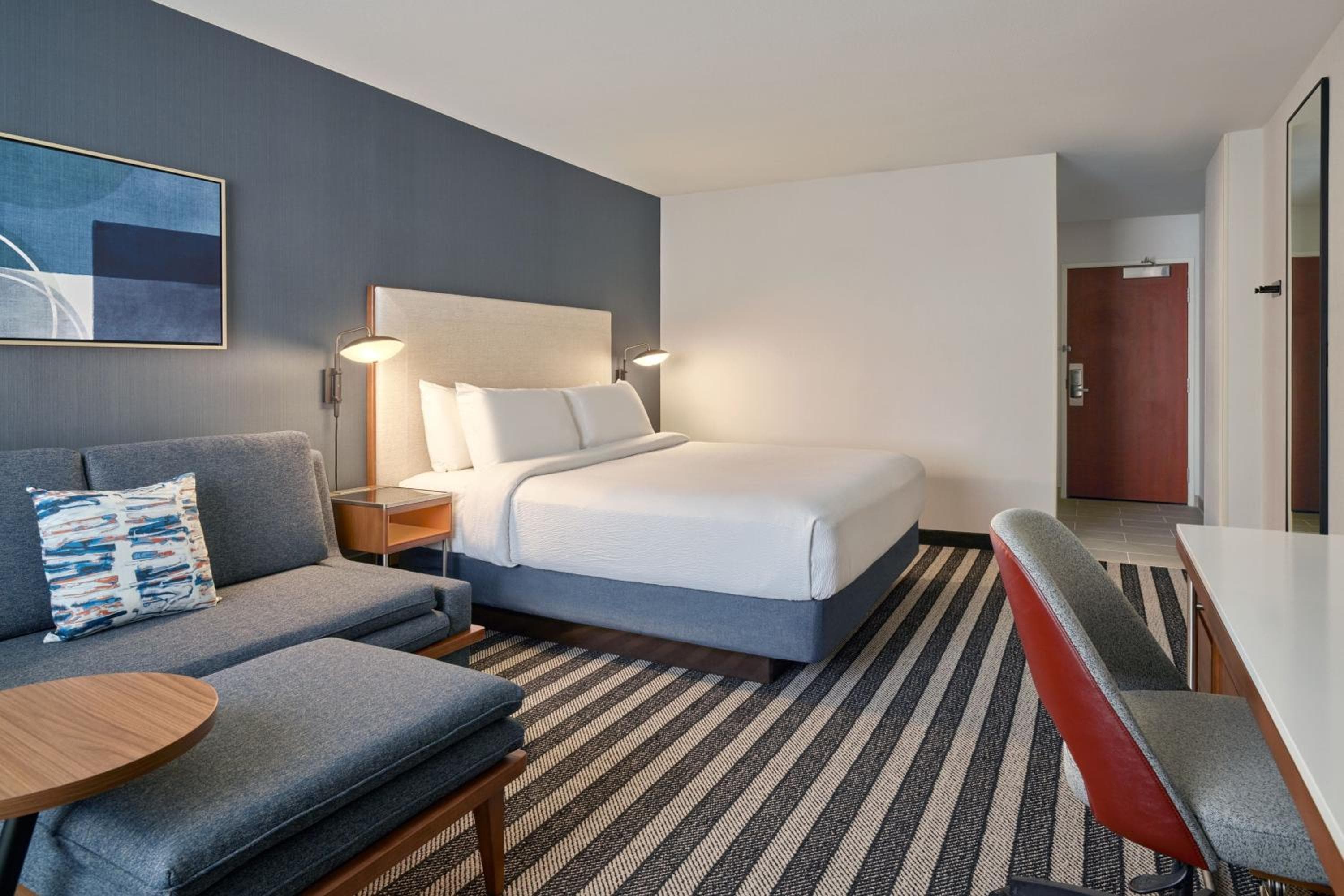 Cortile del Marriott Los Angeles Westside — 8