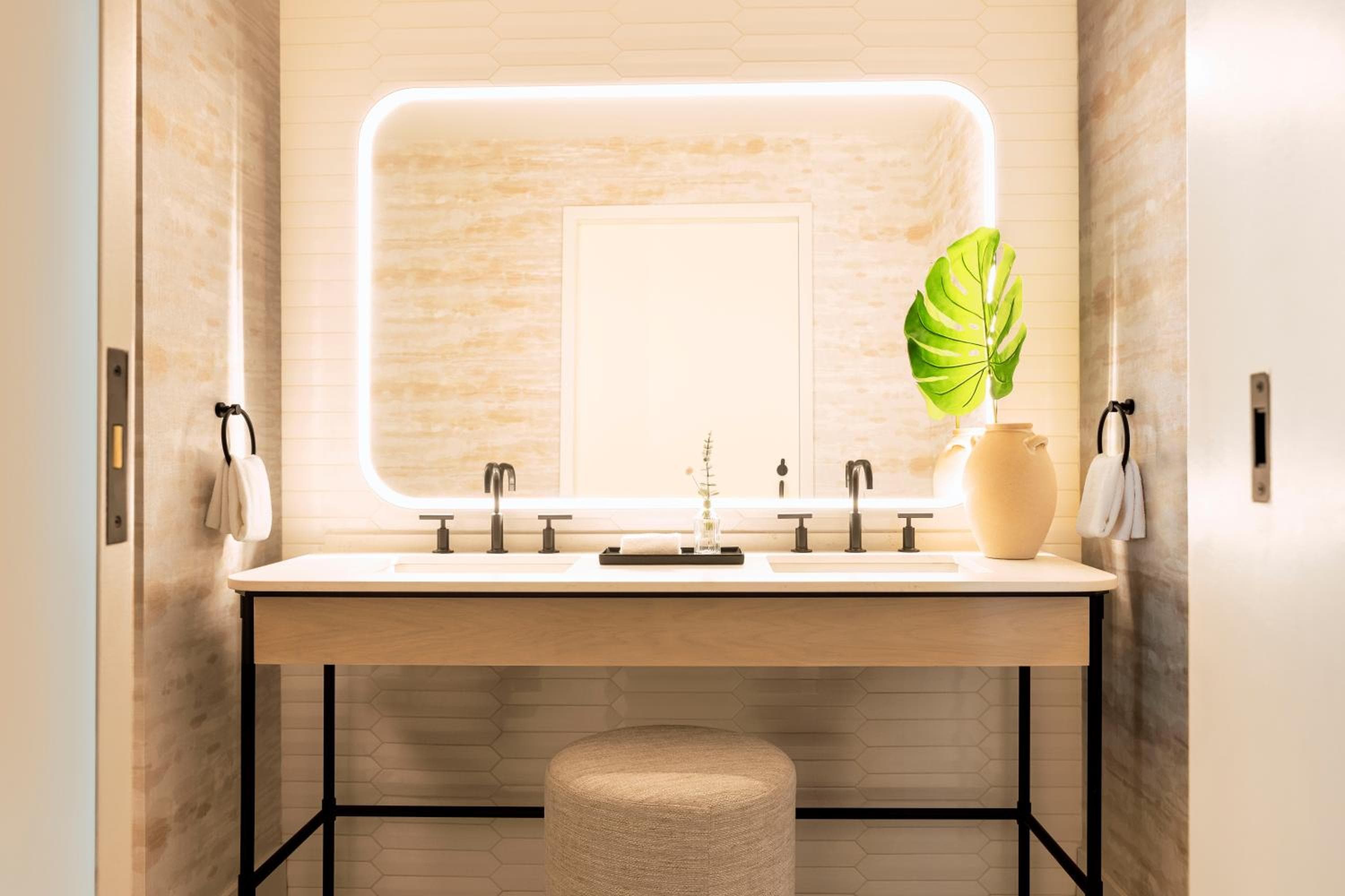 Virgin Hotels New York City — 28