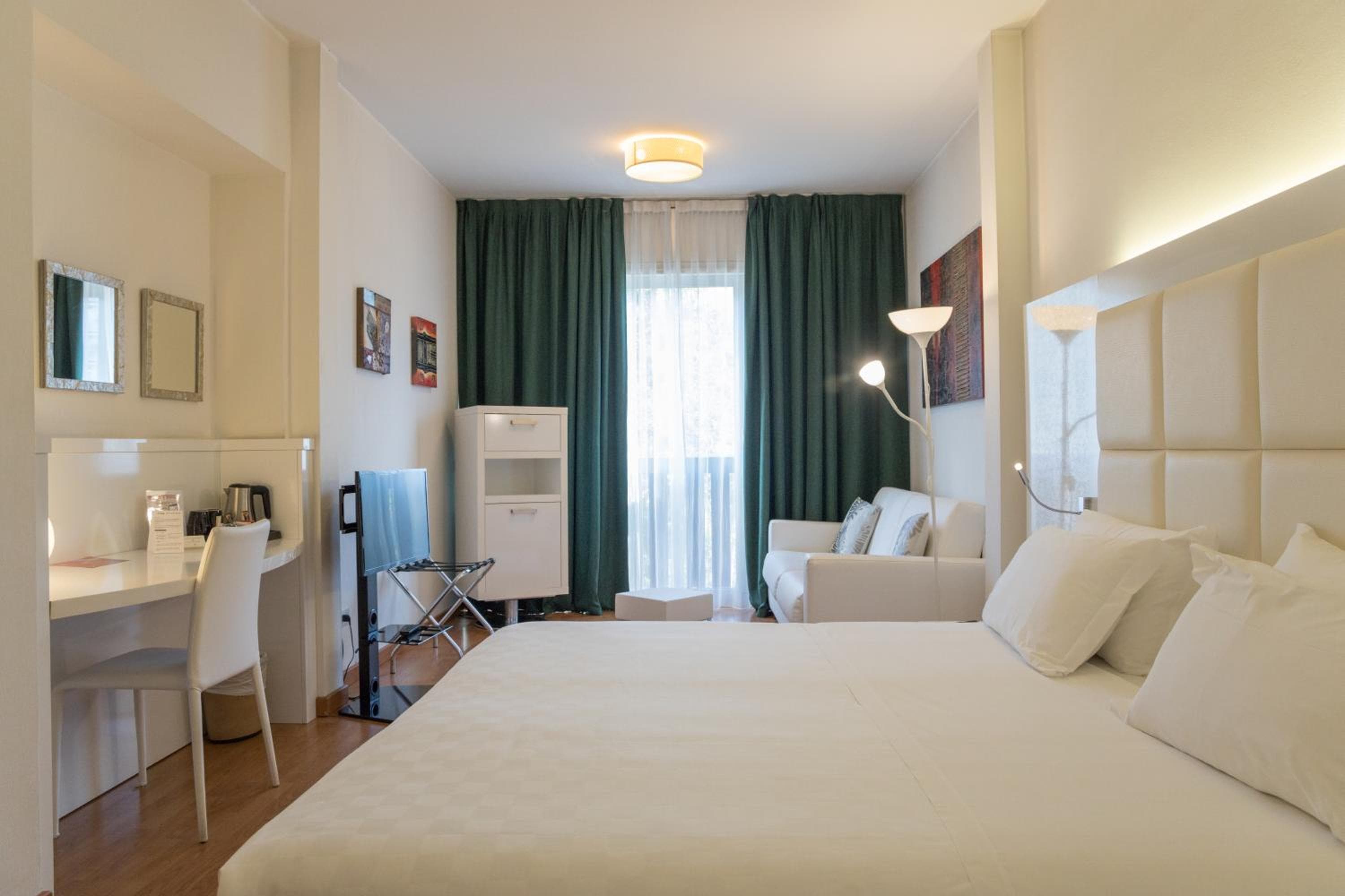 Hotel Nasco — 4