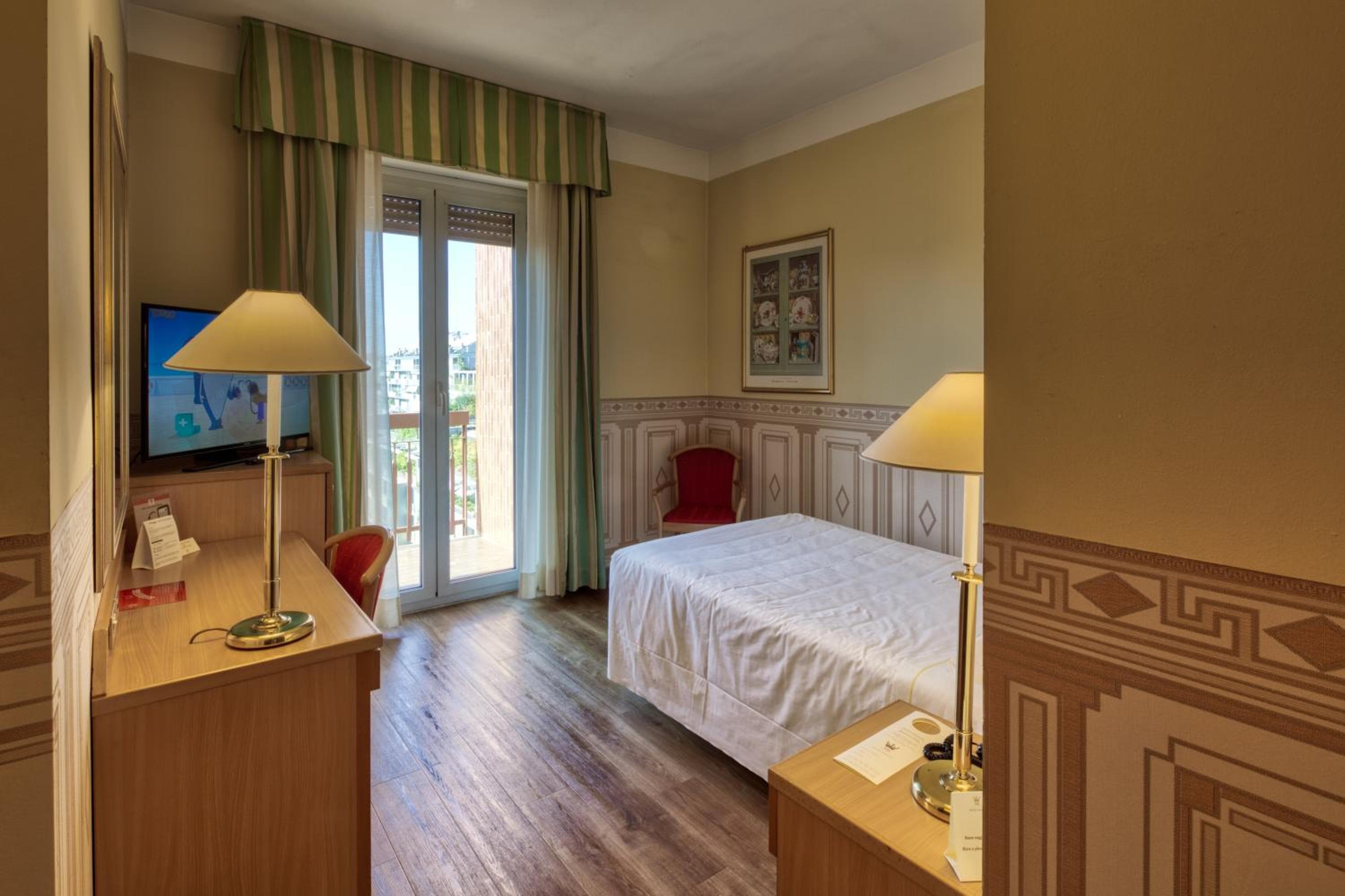 Hotel Nasco — 10
