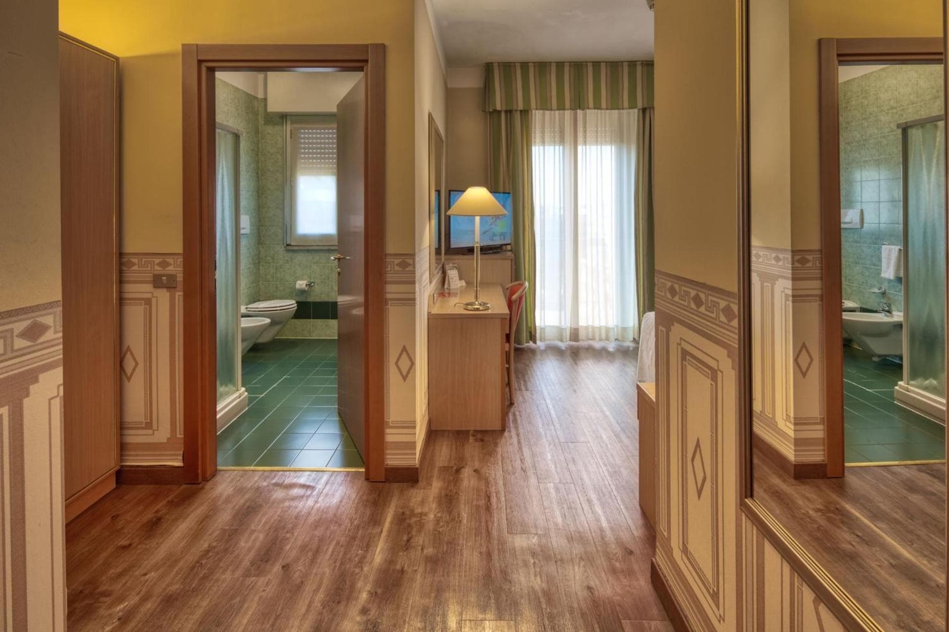 Hotel Nasco — 12