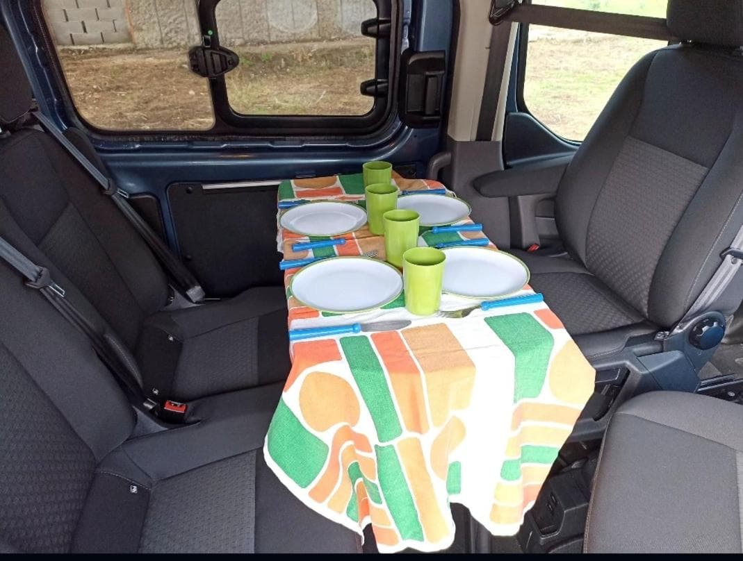 Ford Transit Custom Camper — 14
