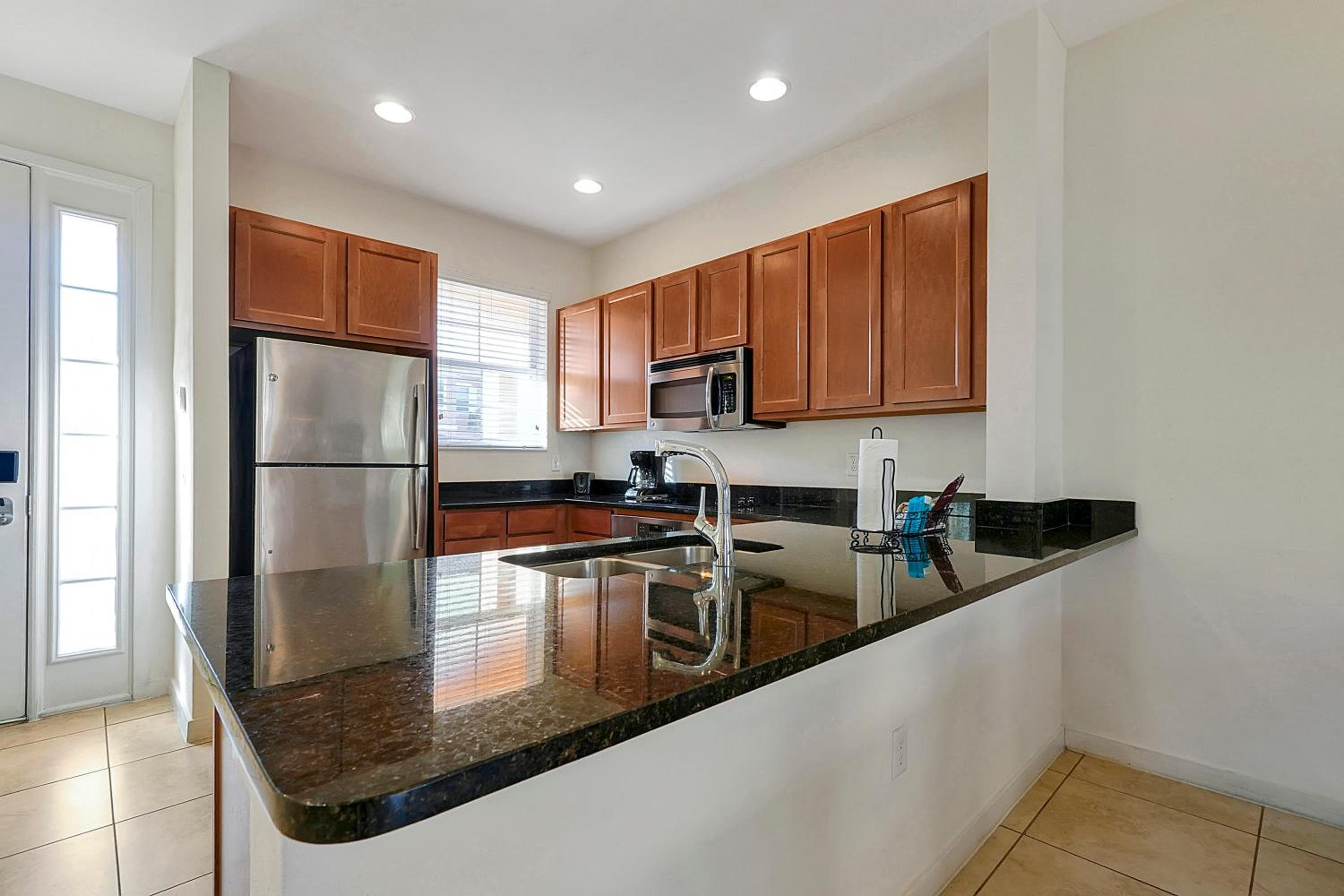 Regal Oaks Resort Vacation Townhomes by IDILIQ — 15