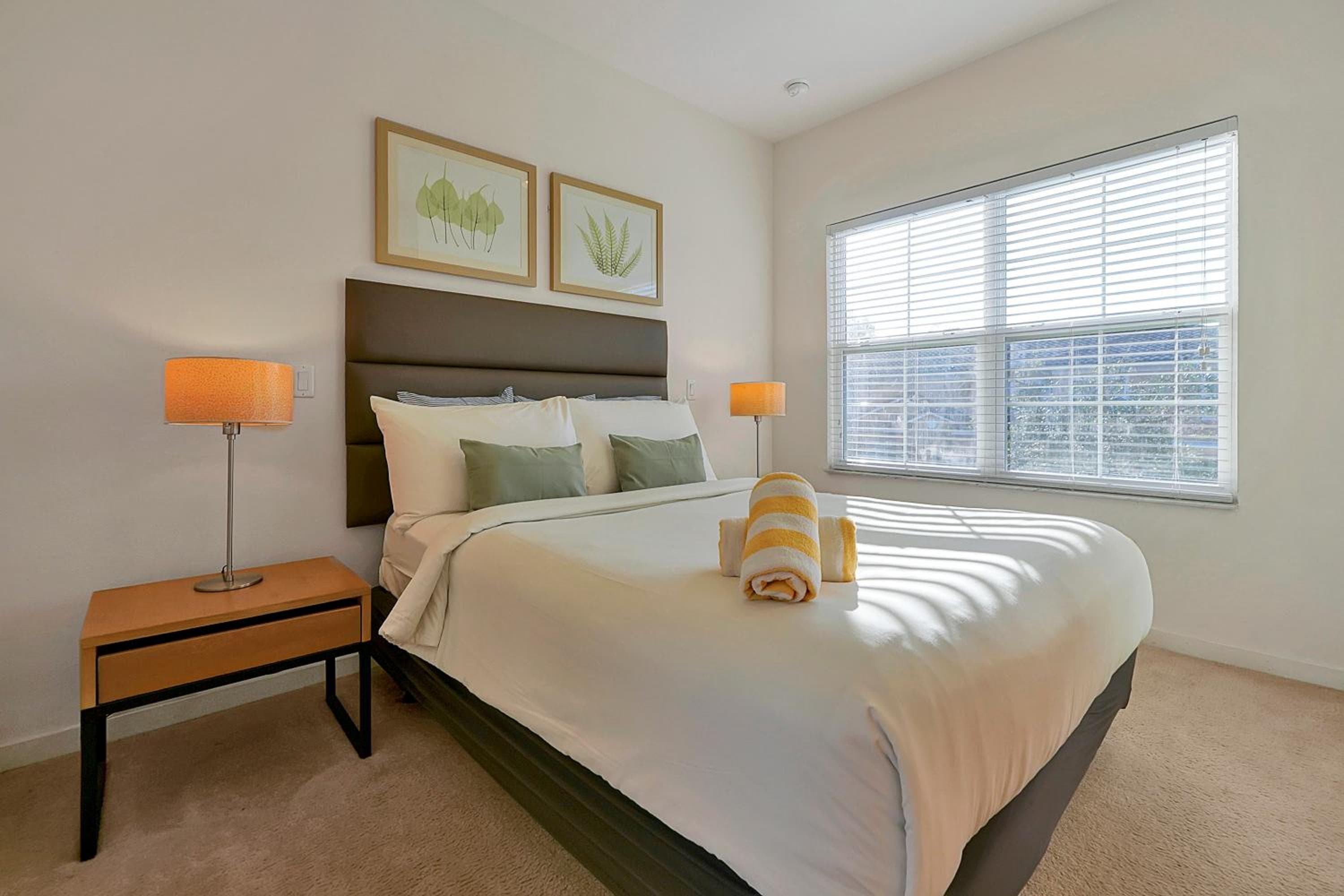 Regal Oaks Resort Vacation Townhomes by IDILIQ — 23