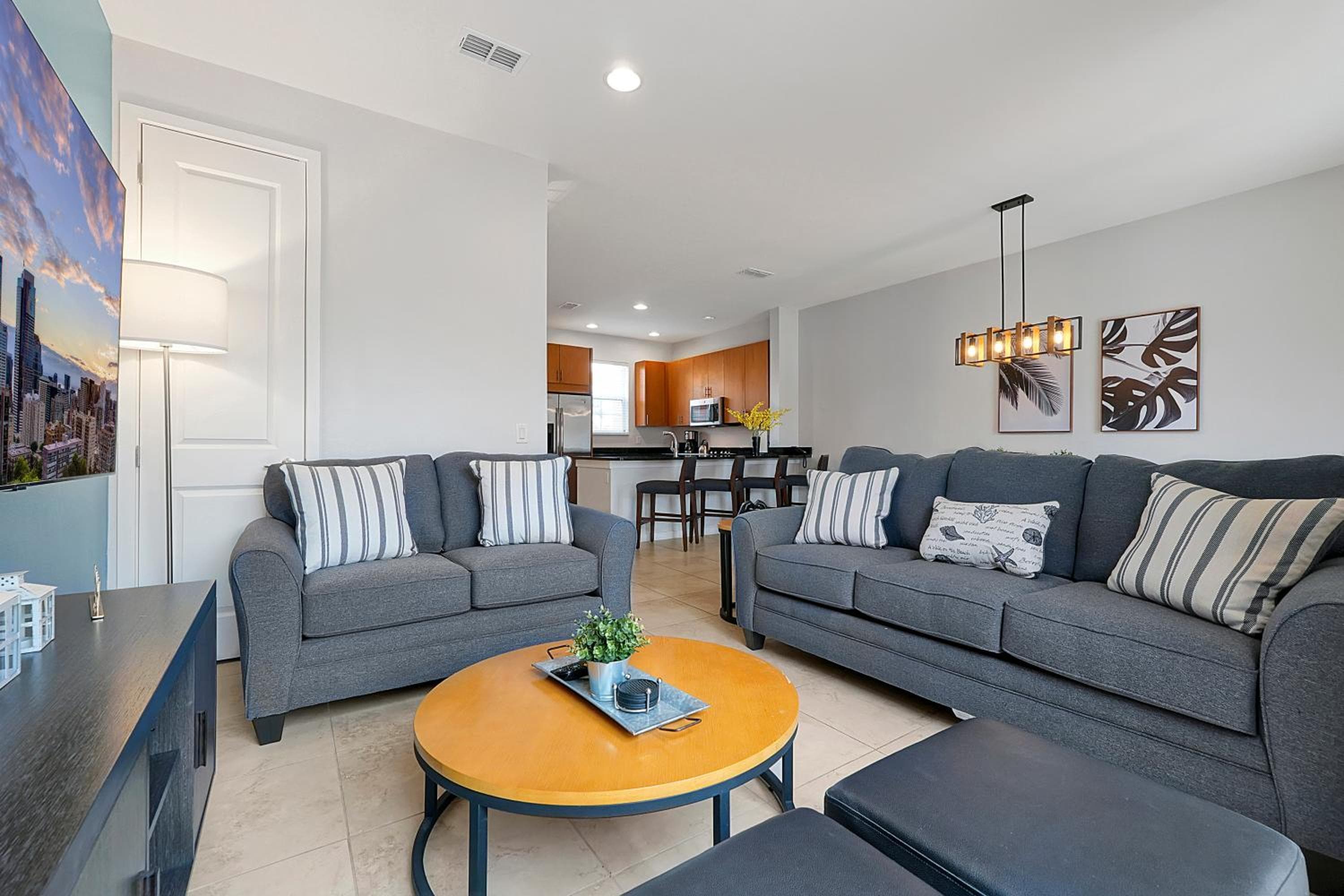 Regal Oaks Resort Vacation Townhomes by IDILIQ — 20