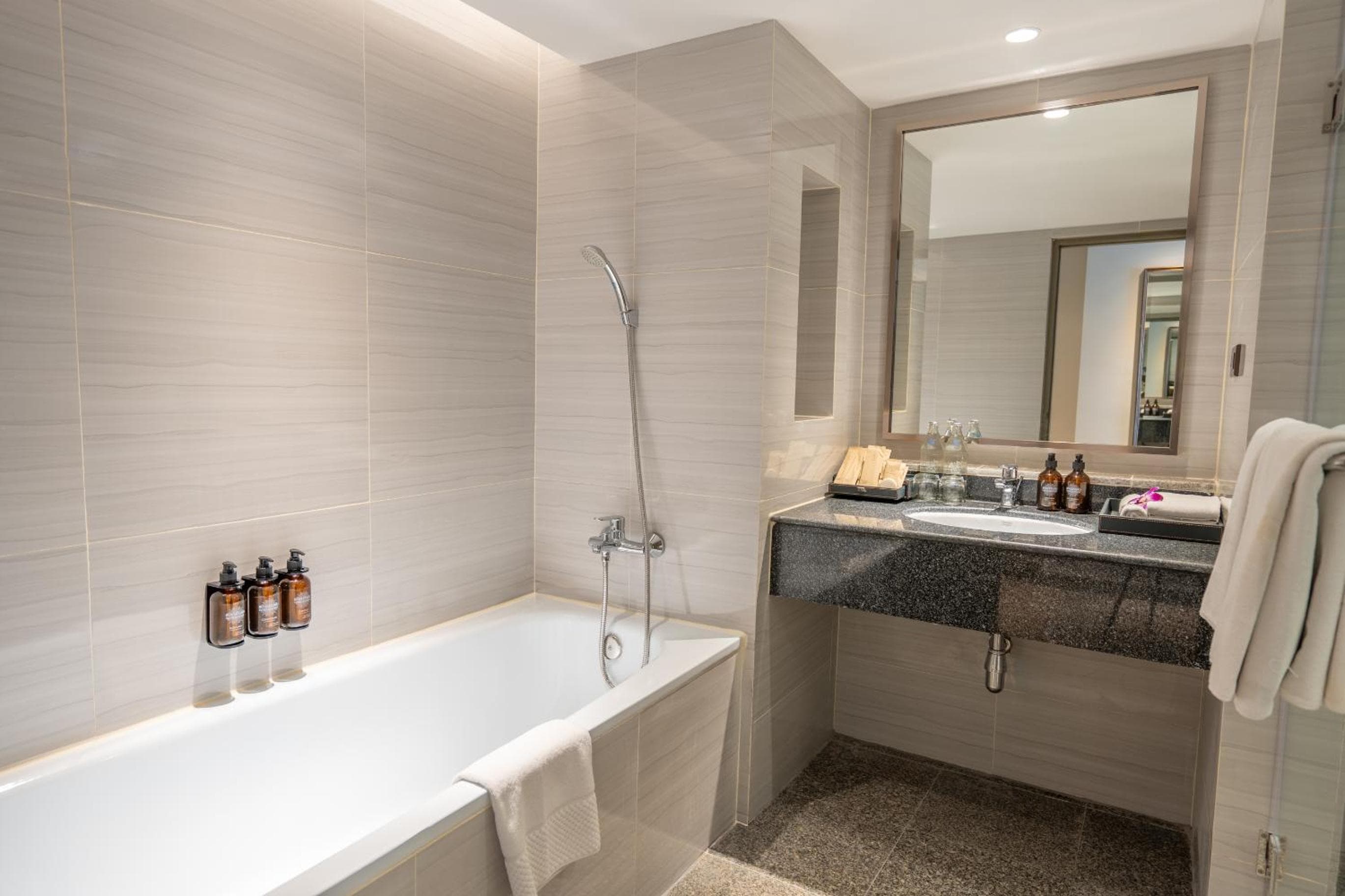 NH Bangkok Sukhumvit Boulevard — 16