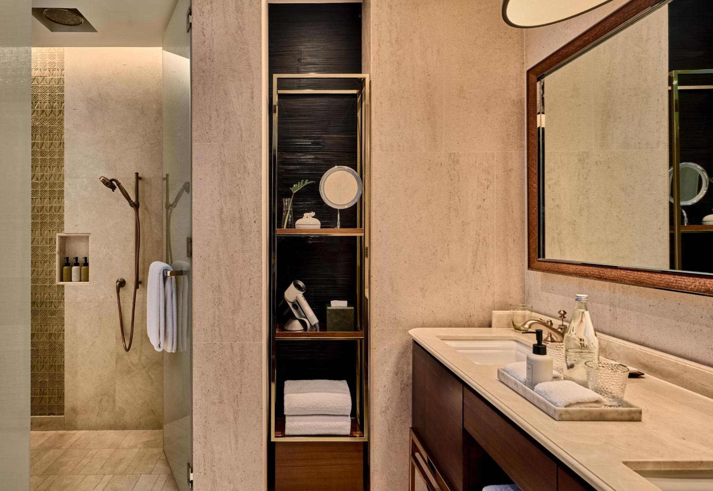 Rosewood Bangkok — 30