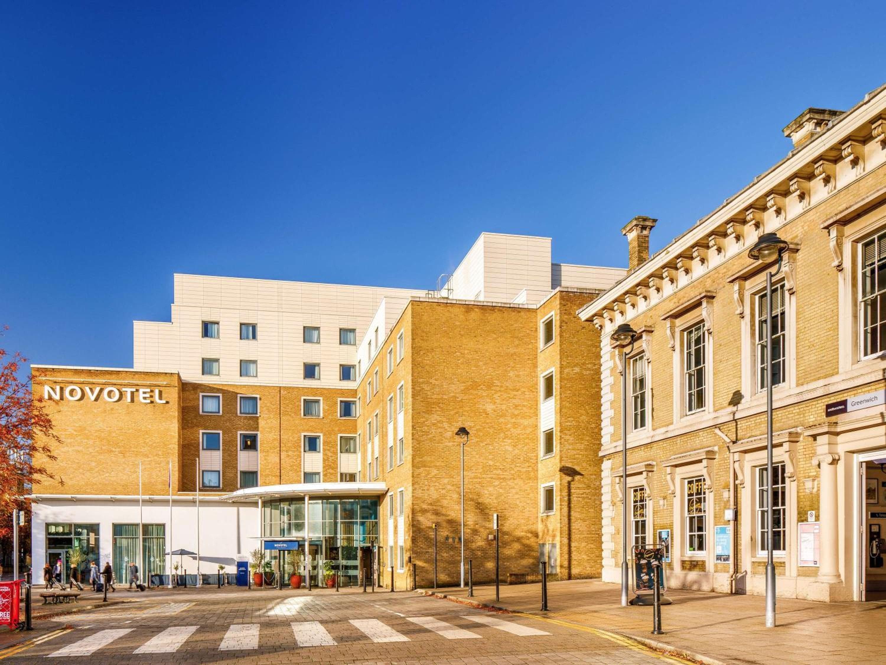 Novotel London Greenwich — 1
