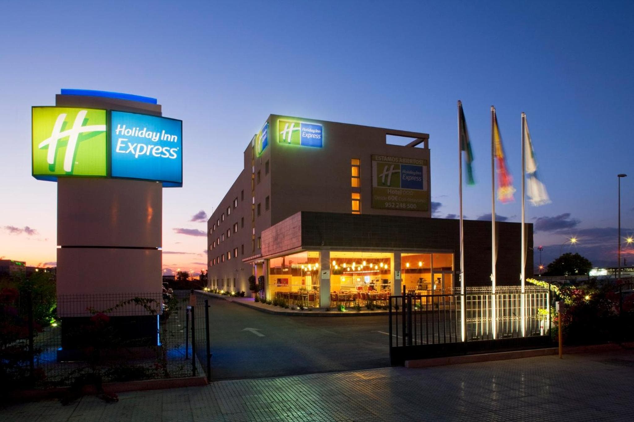 Holiday Inn Express Málaga Airport by IHG — 10