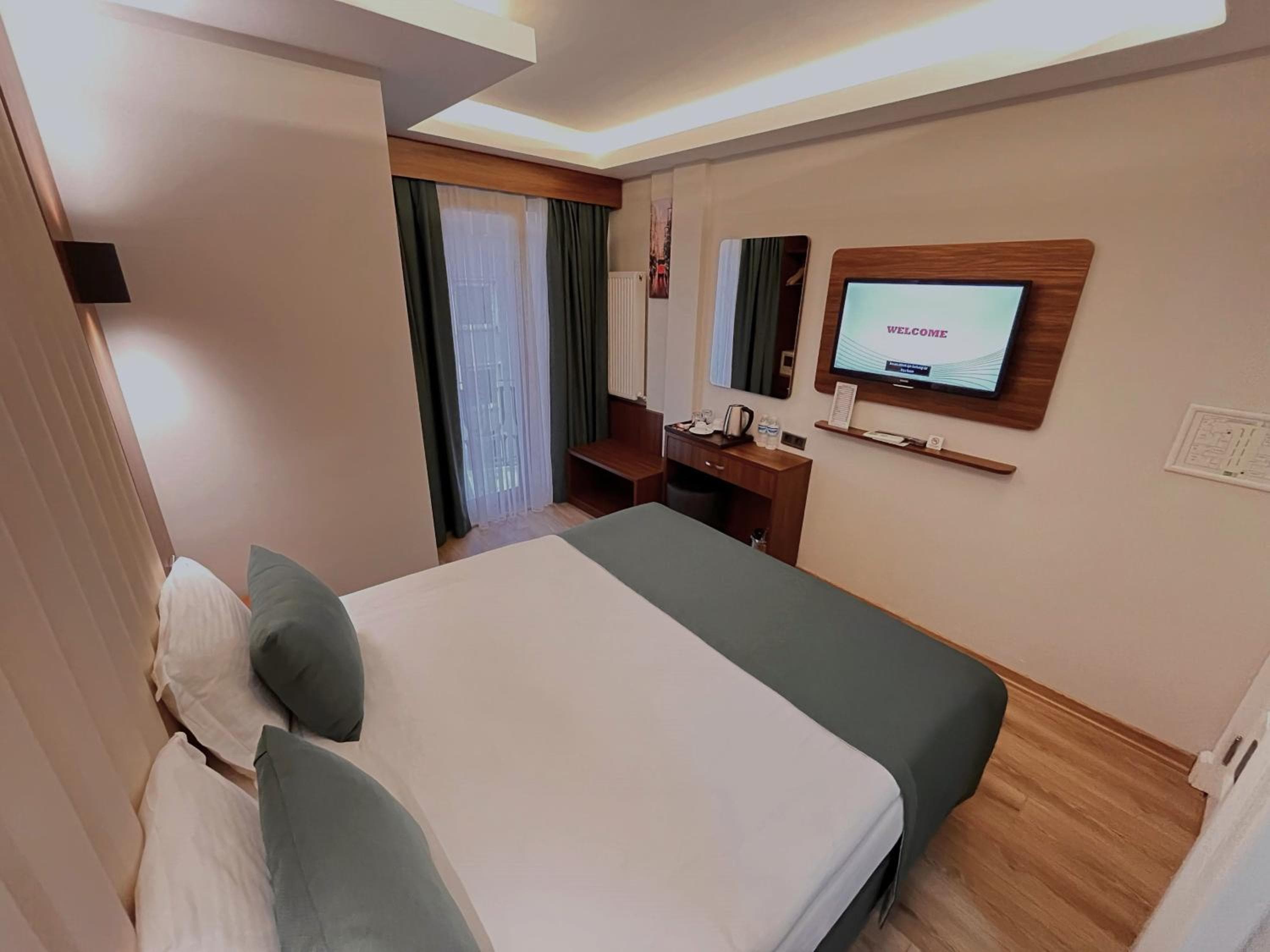 Hotel Tulipán Negro — 4