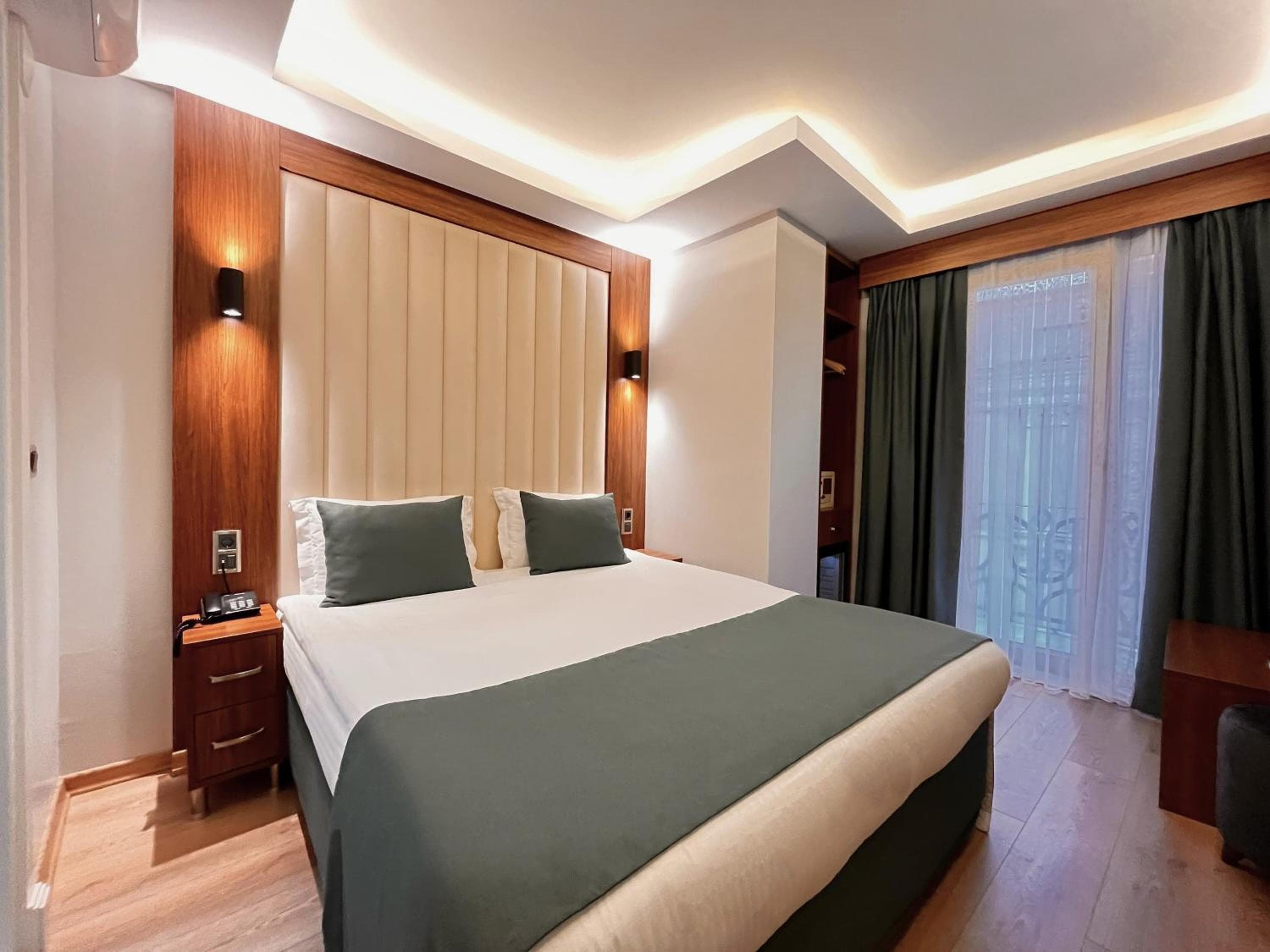 Hotel Tulipán Negro — 10