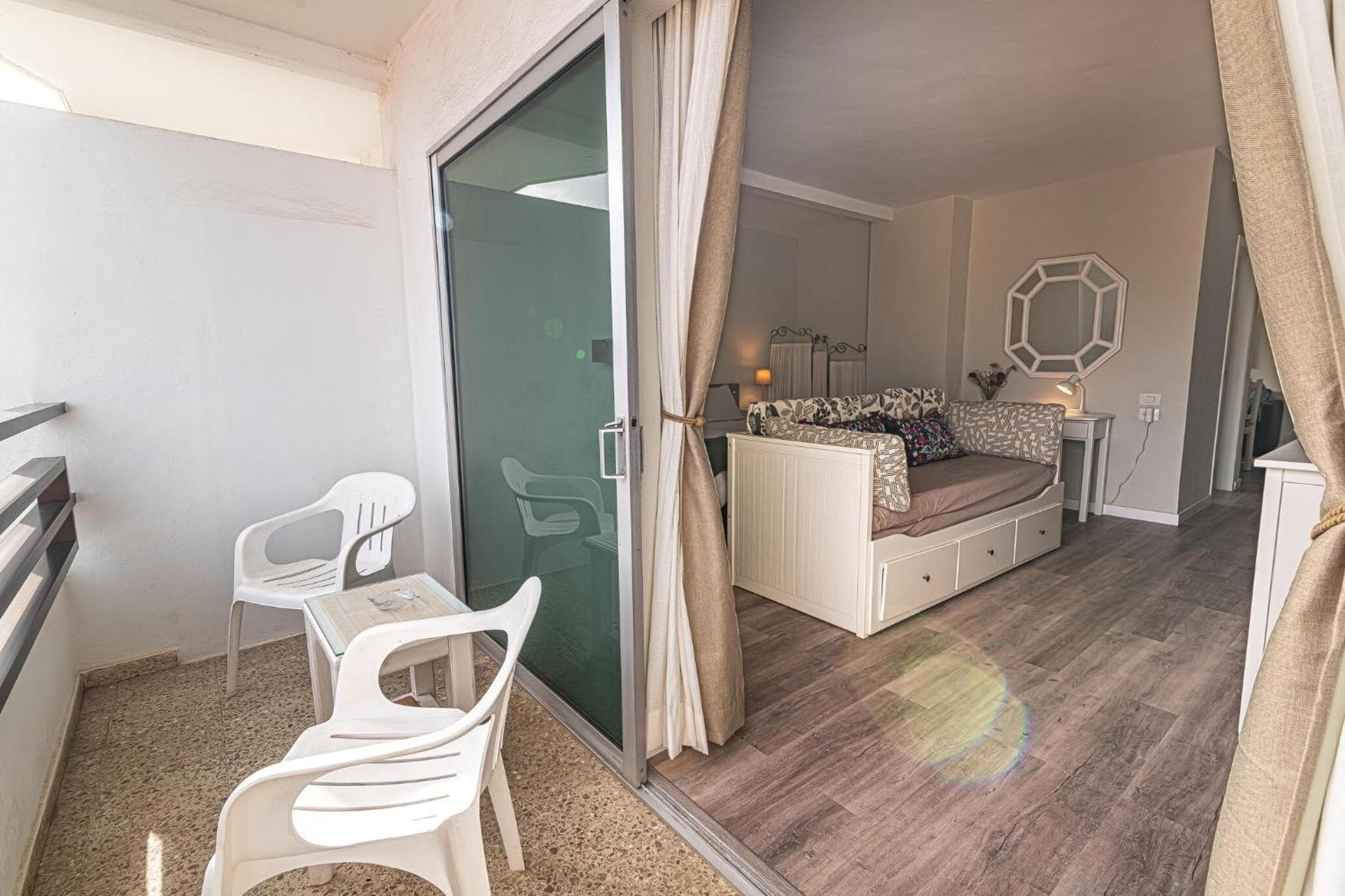 Apartamento en Puerto de la Cruz con vistas a la ciudad — 5