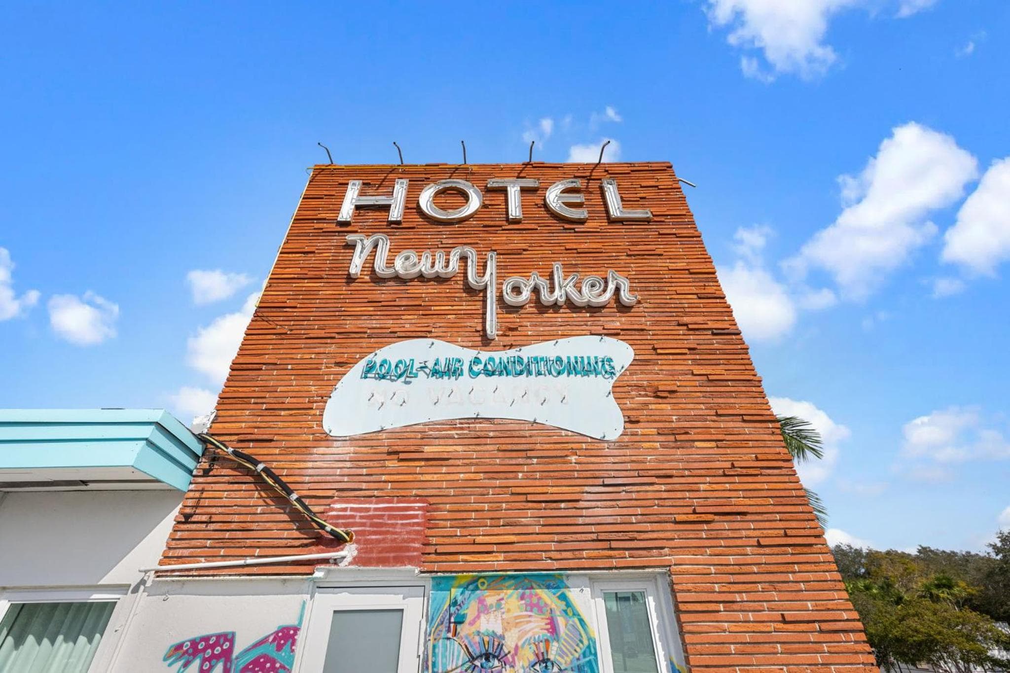 The New Yorker Miami Hotel — 1