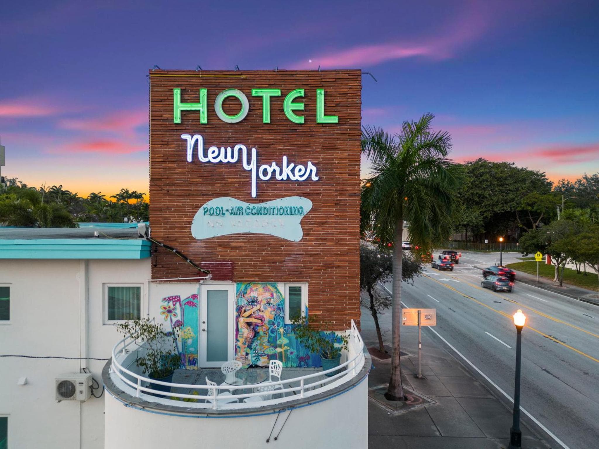 The New Yorker Miami Hotel — 4