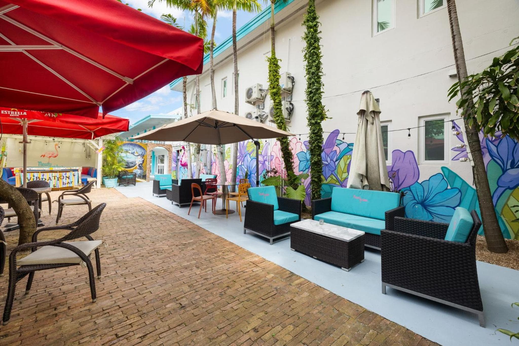 The New Yorker Miami Hotel — 13