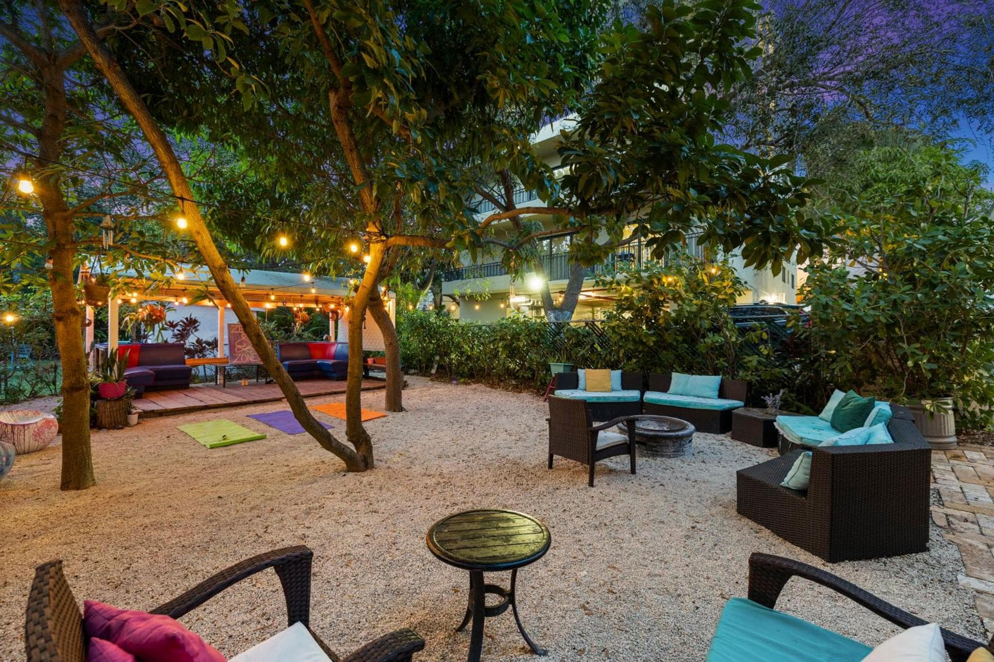 The New Yorker Miami Hotel — 12