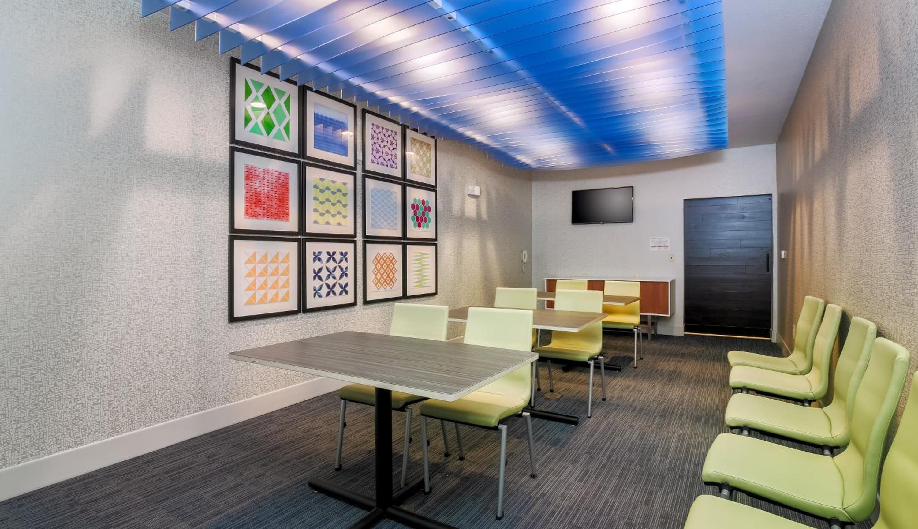Holiday Inn Express Las Vegas Stadium Area, ein IHG Hotel — 23