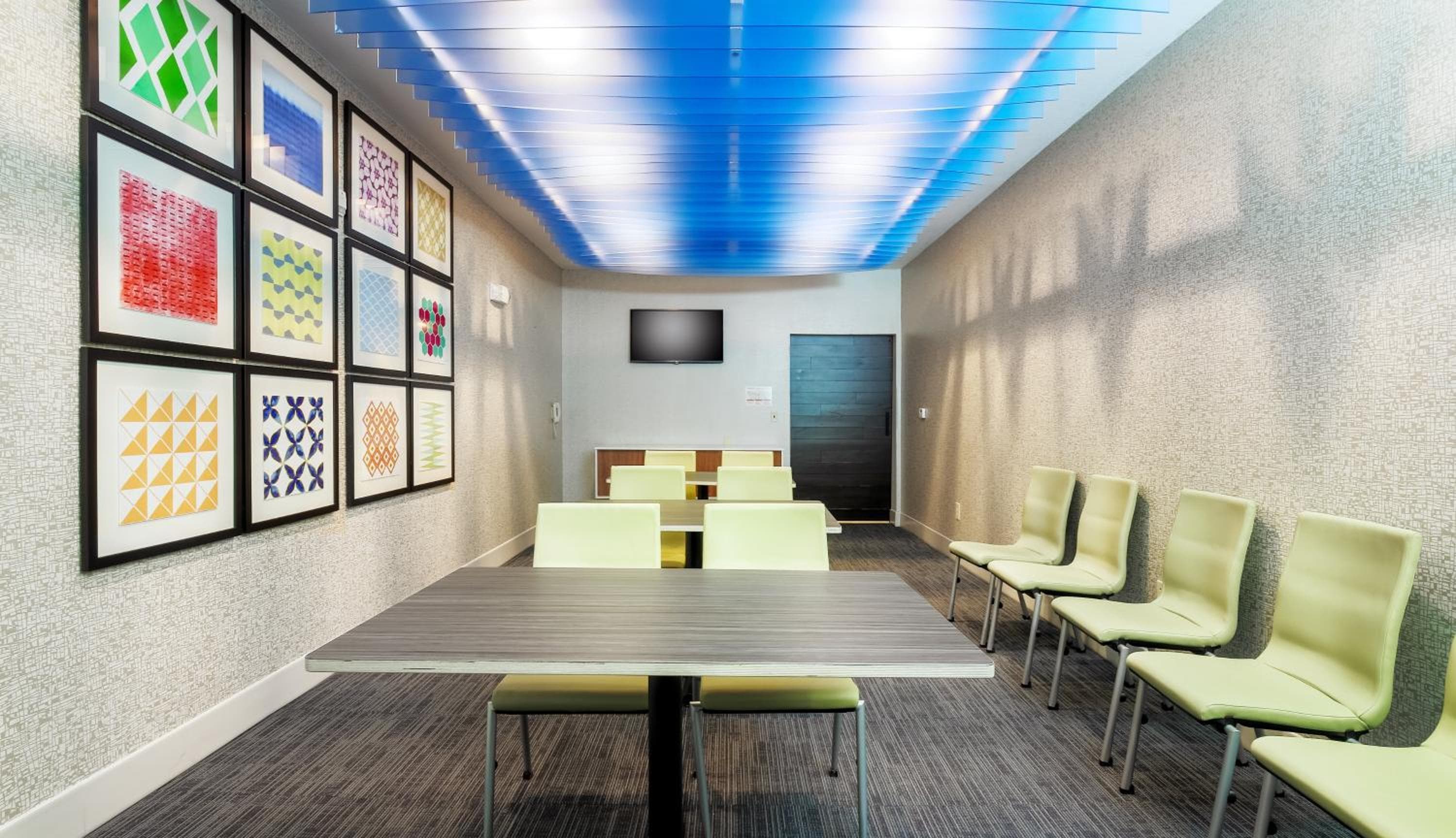 Holiday Inn Express Las Vegas Stadium Area, ein IHG Hotel — 25