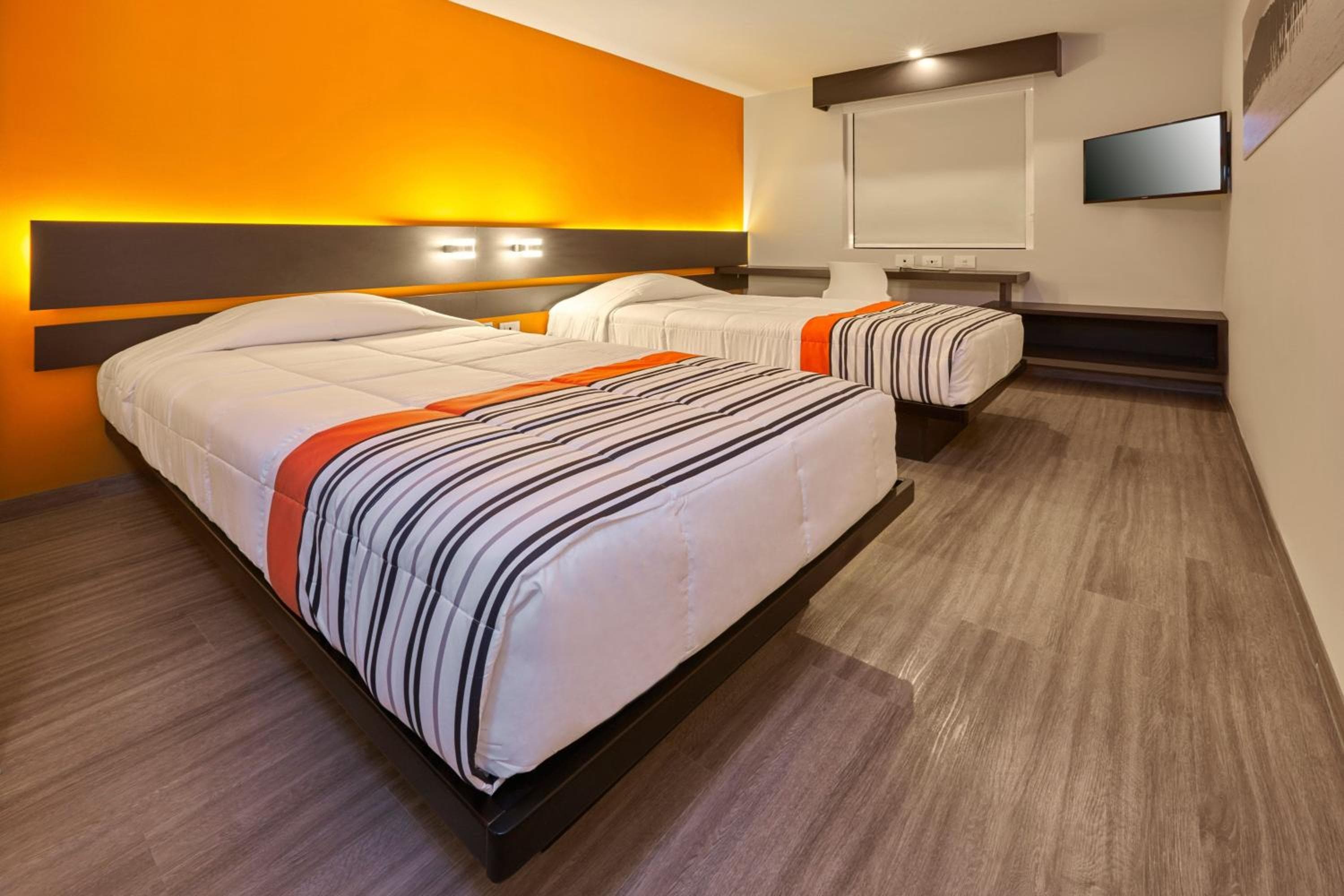 City Express Junior by Marriott Ciudad de México Sullivan -> City Express Junior von Marriott Ciudad de México Sullivan — 27
