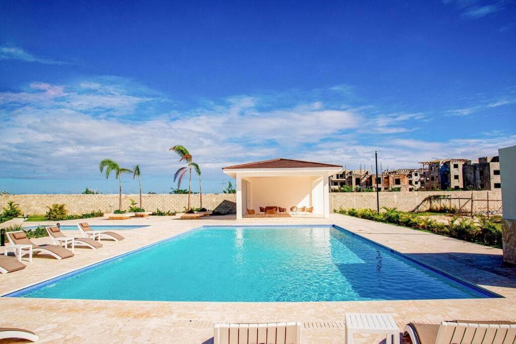 Beautiful Village 3 bedrooms Furnished Pool residencial Velero punta cana — 1