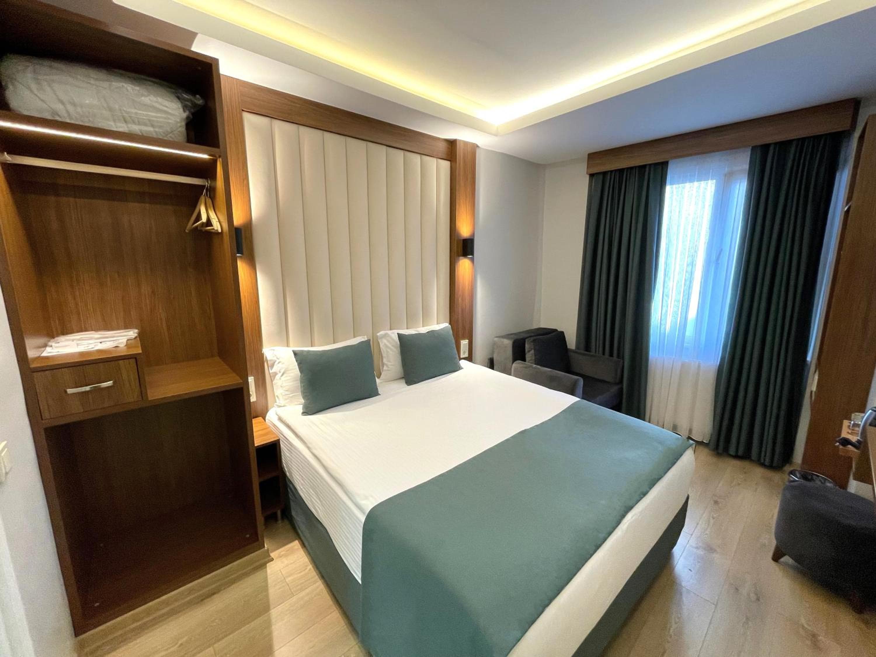 Hotel Tulipán Negro — 27