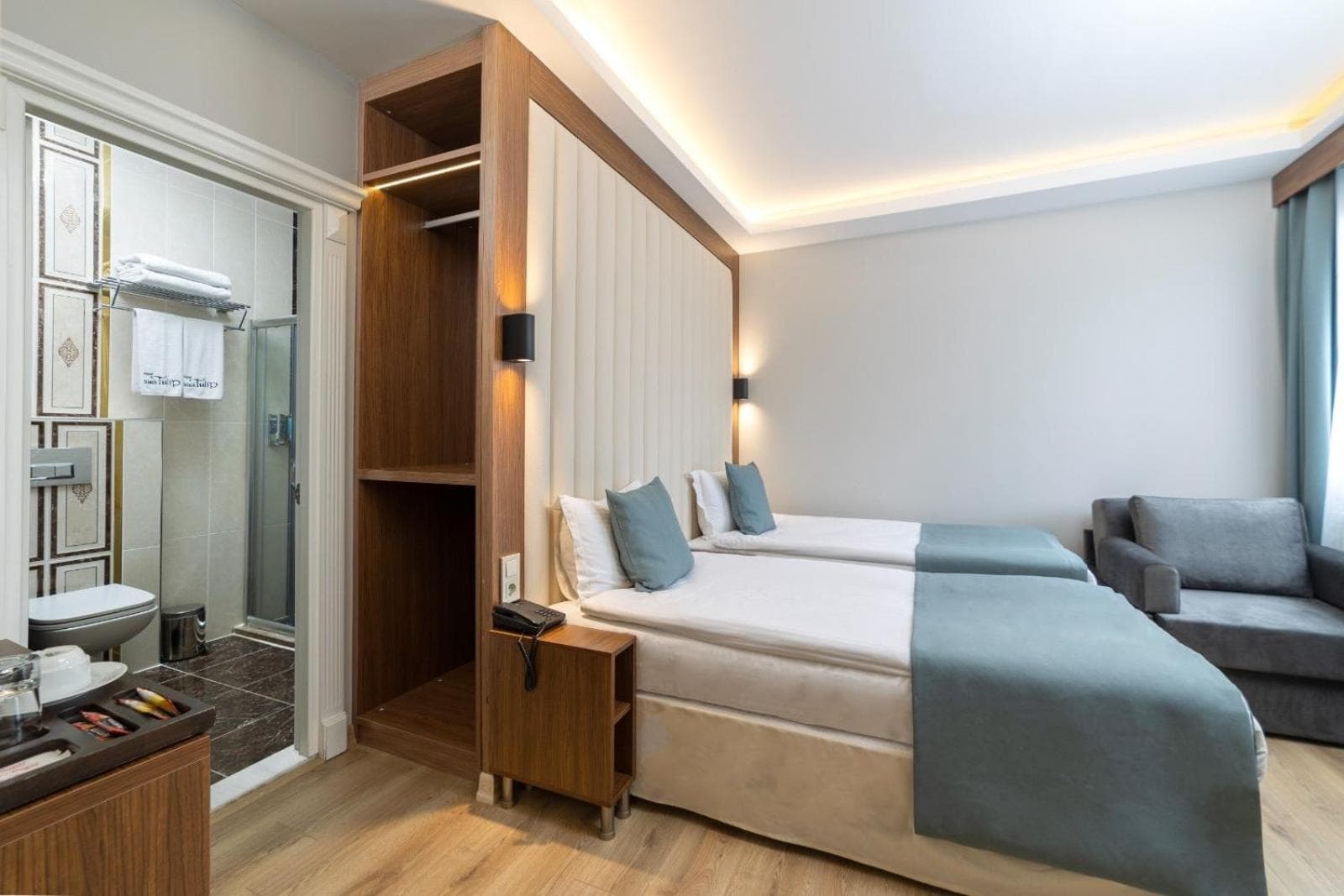 Hotel Tulipán Negro — 9