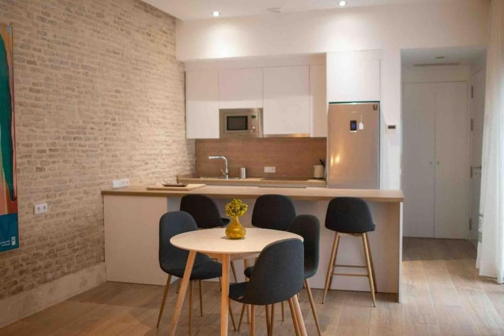 SUITE en Triana, tranquilo, independiente — 29