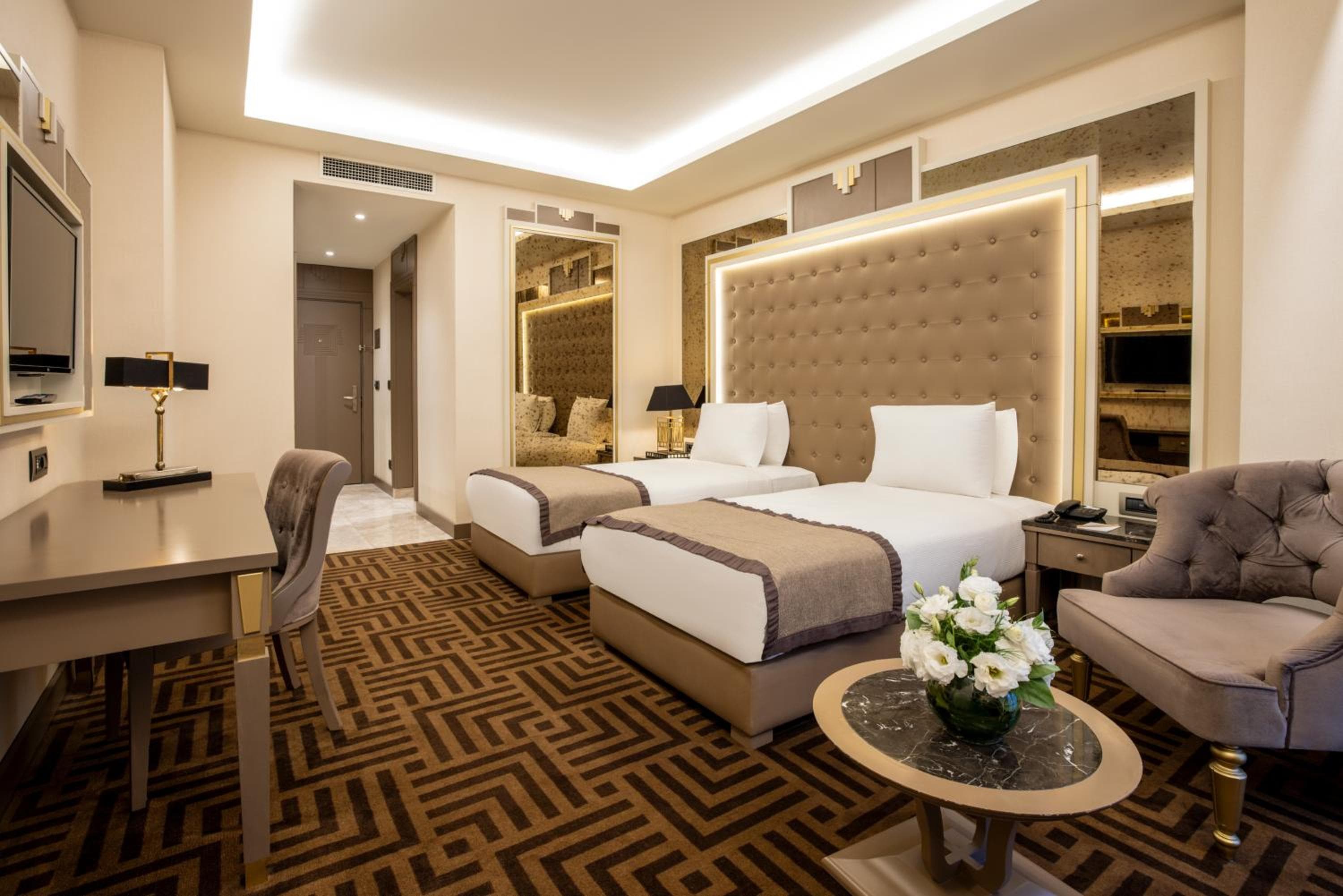 Ramada by Wyndham Istanbul Golden Horn — 28