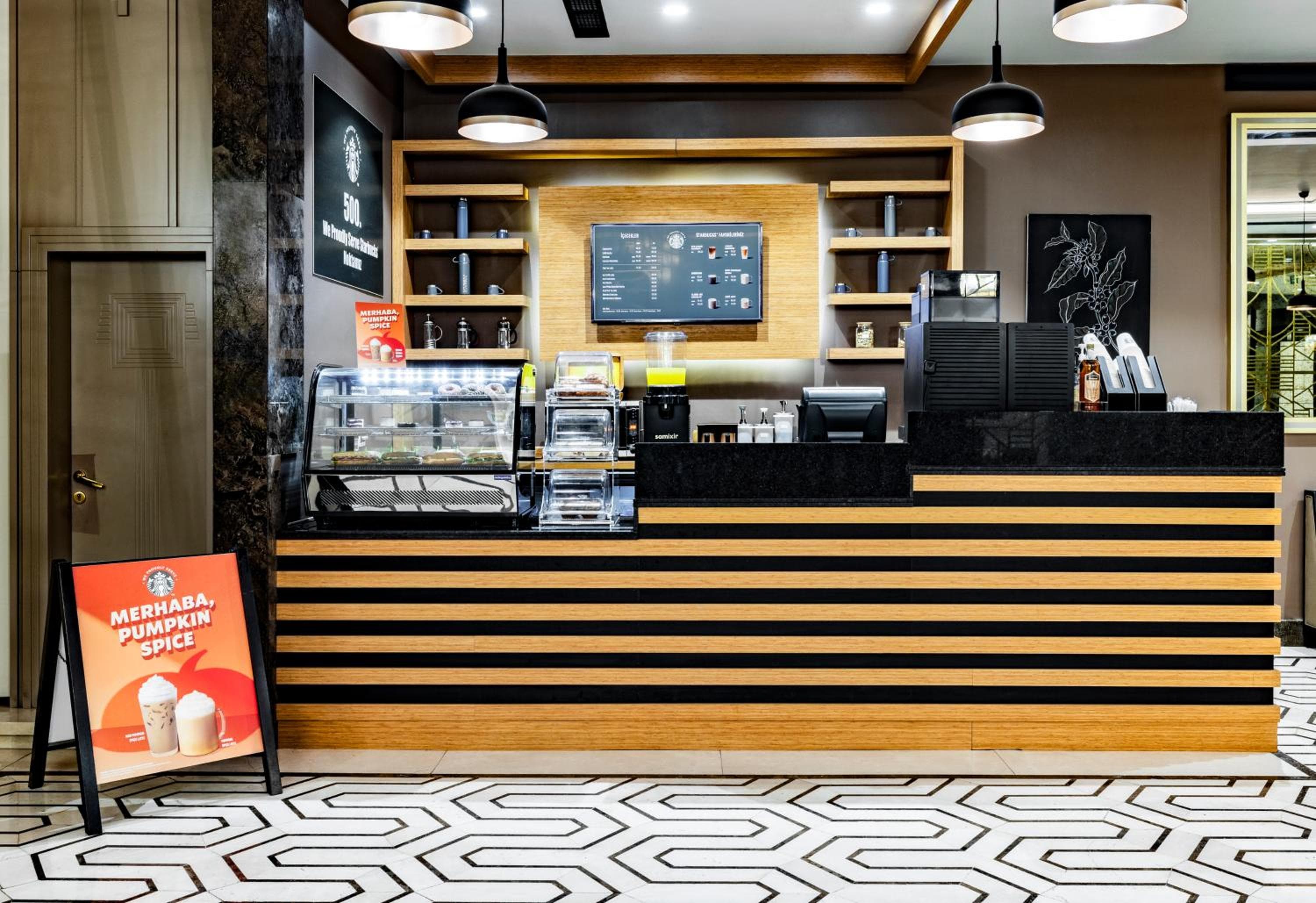 Ramada by Wyndham Istanbul Golden Horn — 7