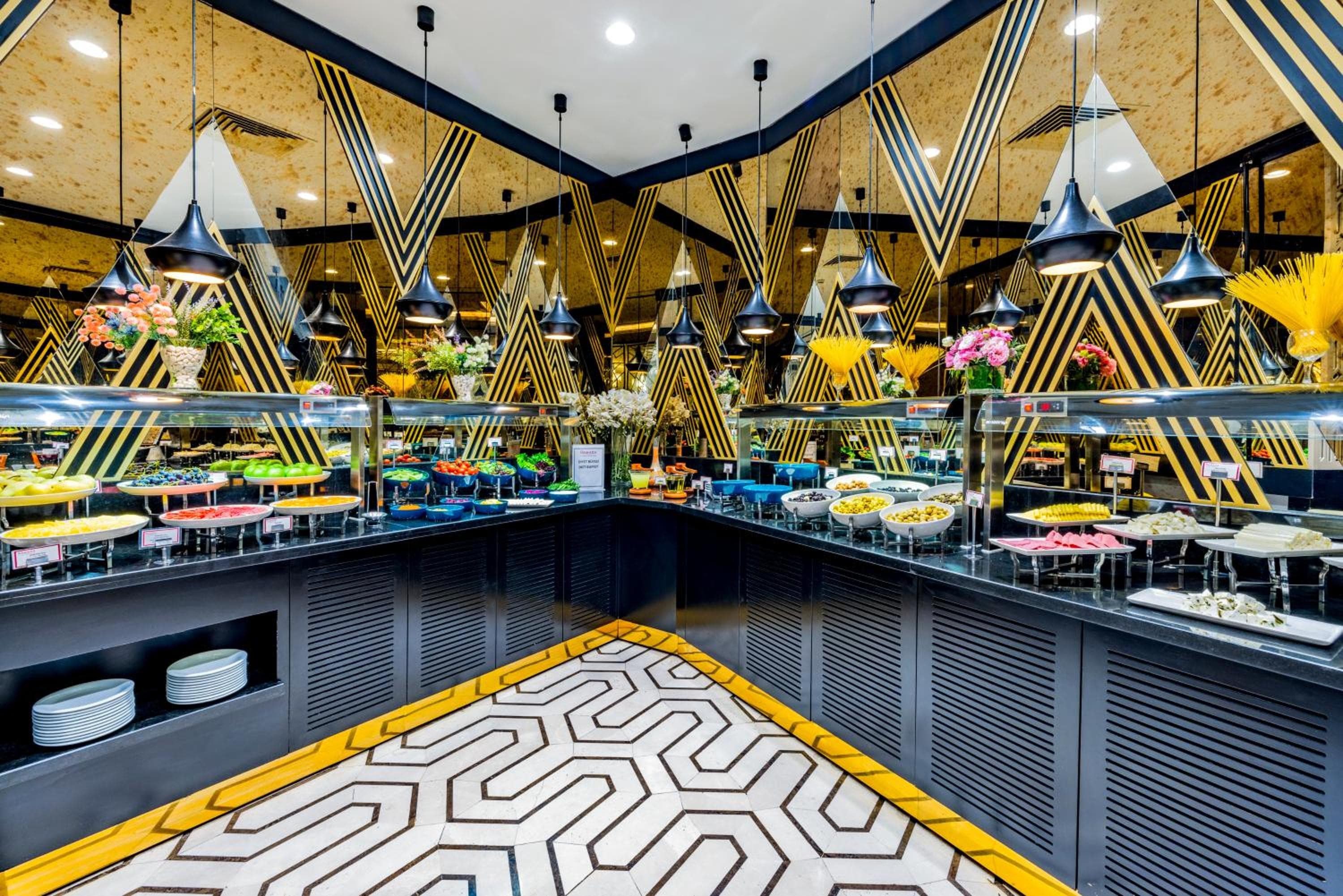 Ramada by Wyndham Istanbul Golden Horn — 15