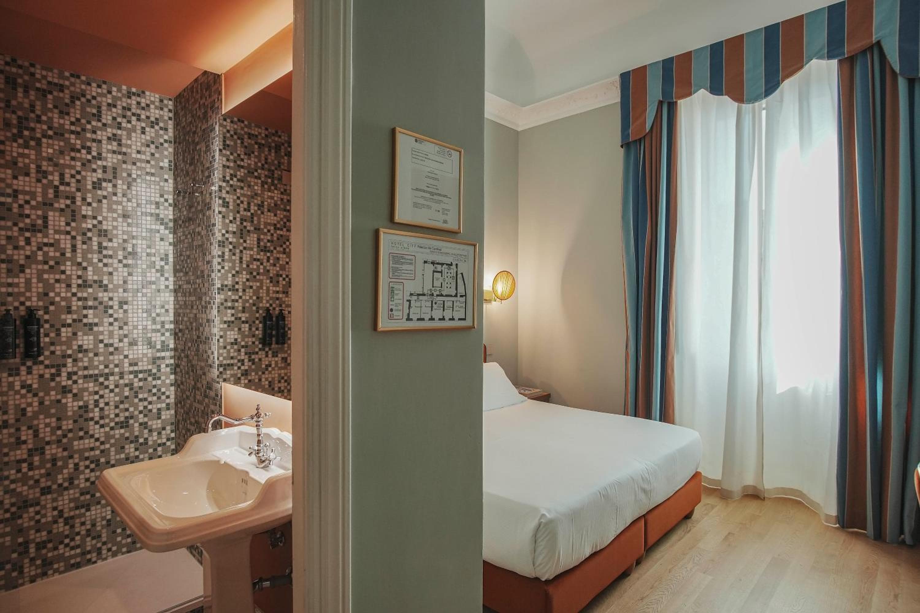 Hotel City Palazzo Dei Cardinali — 24