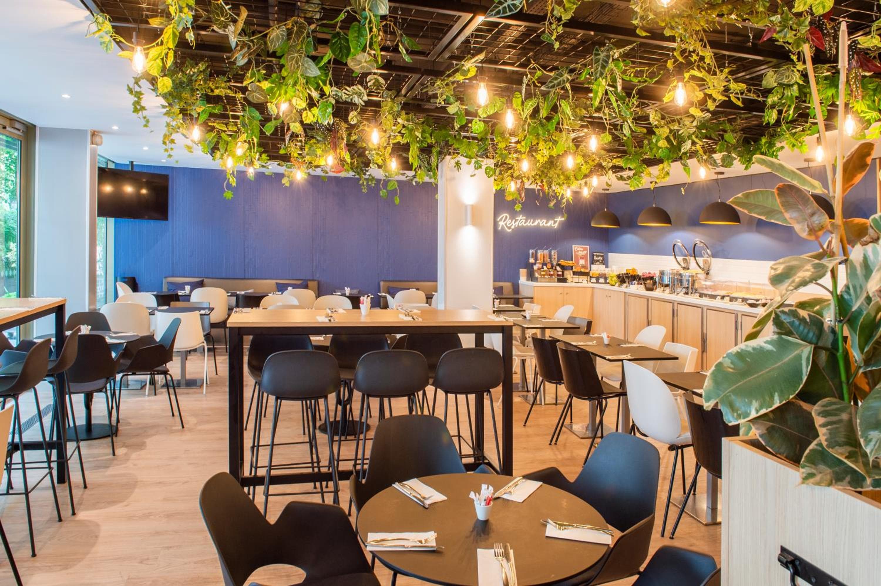 Holiday Inn Express Paris-Canal De La Villette by IHG — 24