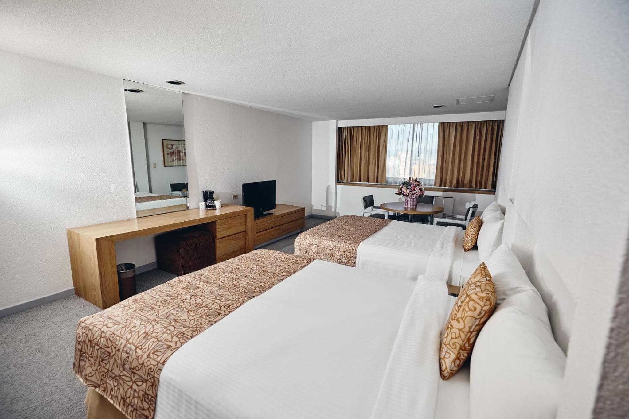 Hotel del Prado — 8