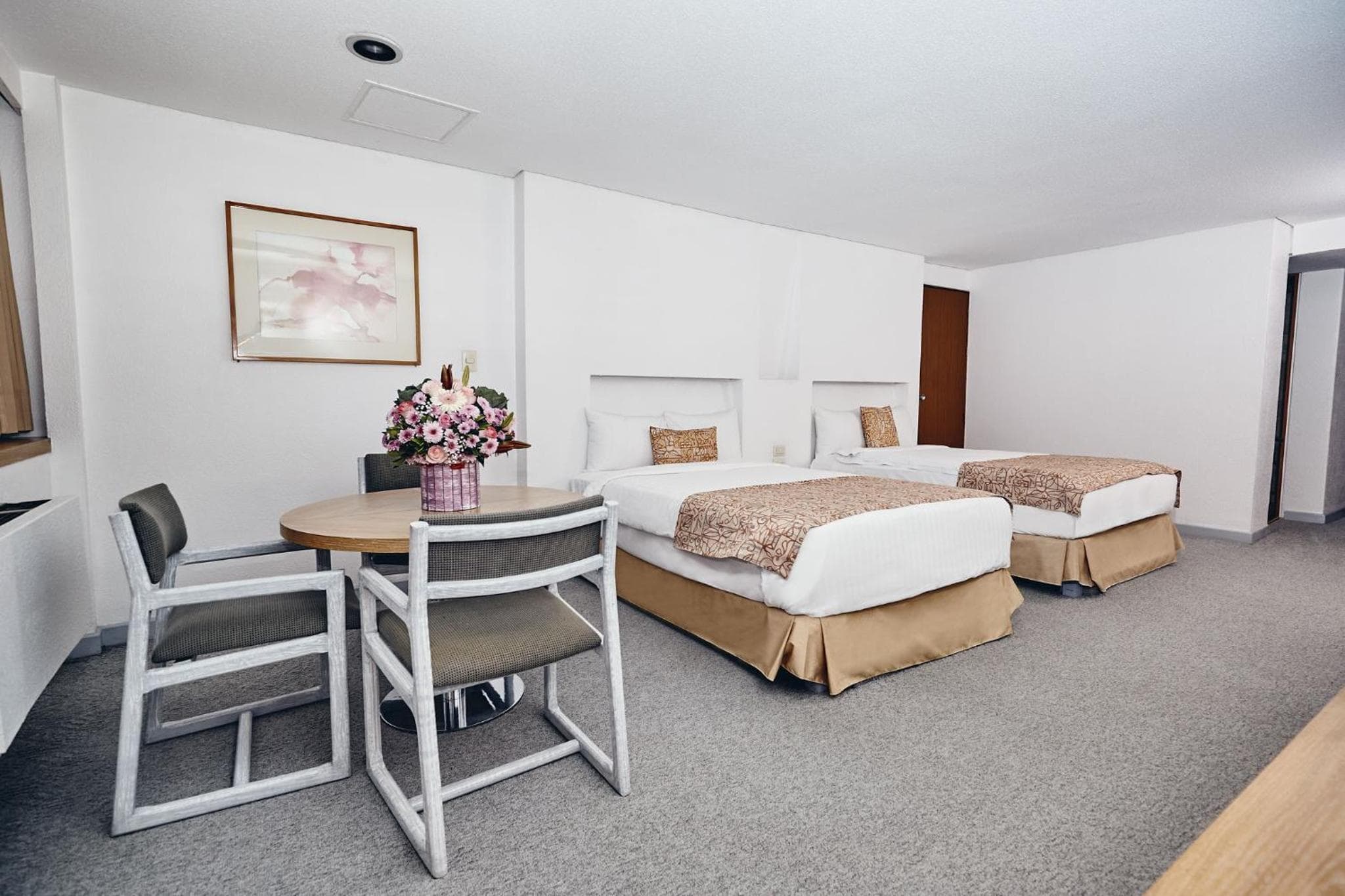 Hotel del Prado — 16